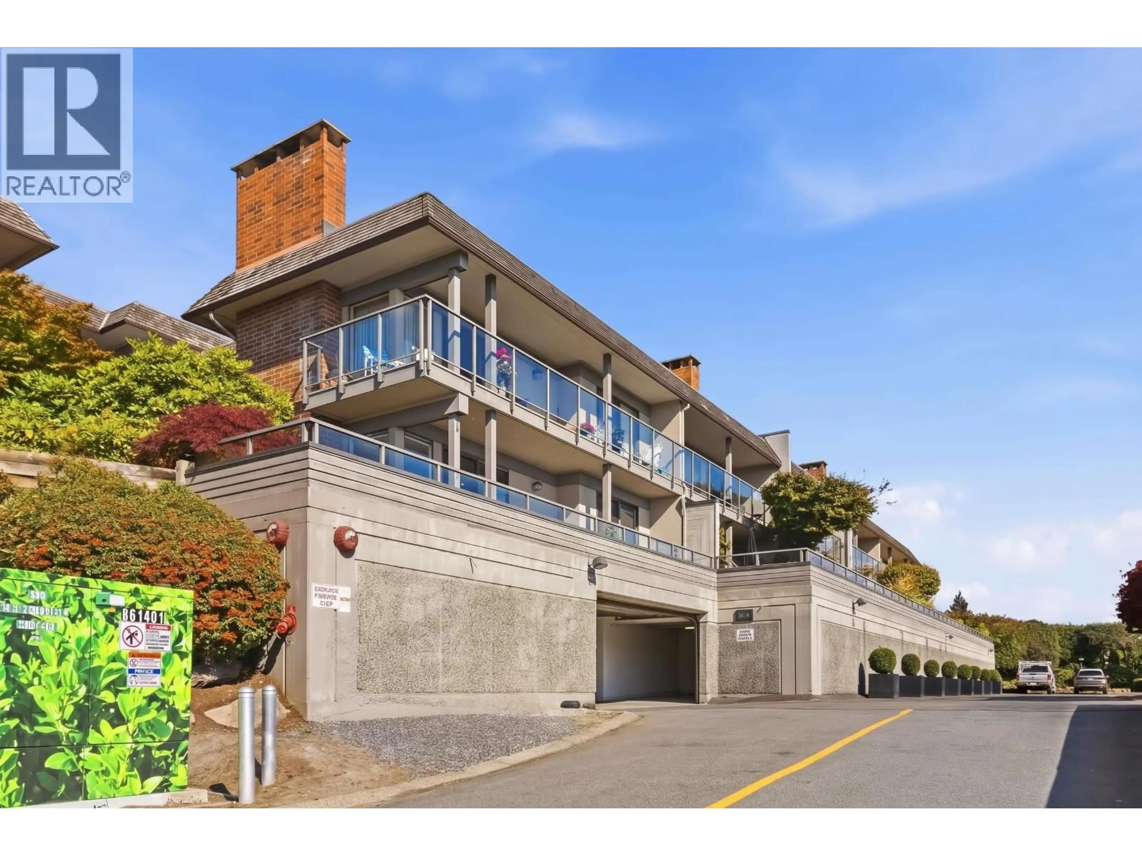 Unknown for 22 - 2214 FOLKESTONE WAY, West Vancouver British Columbia V7S2X7
