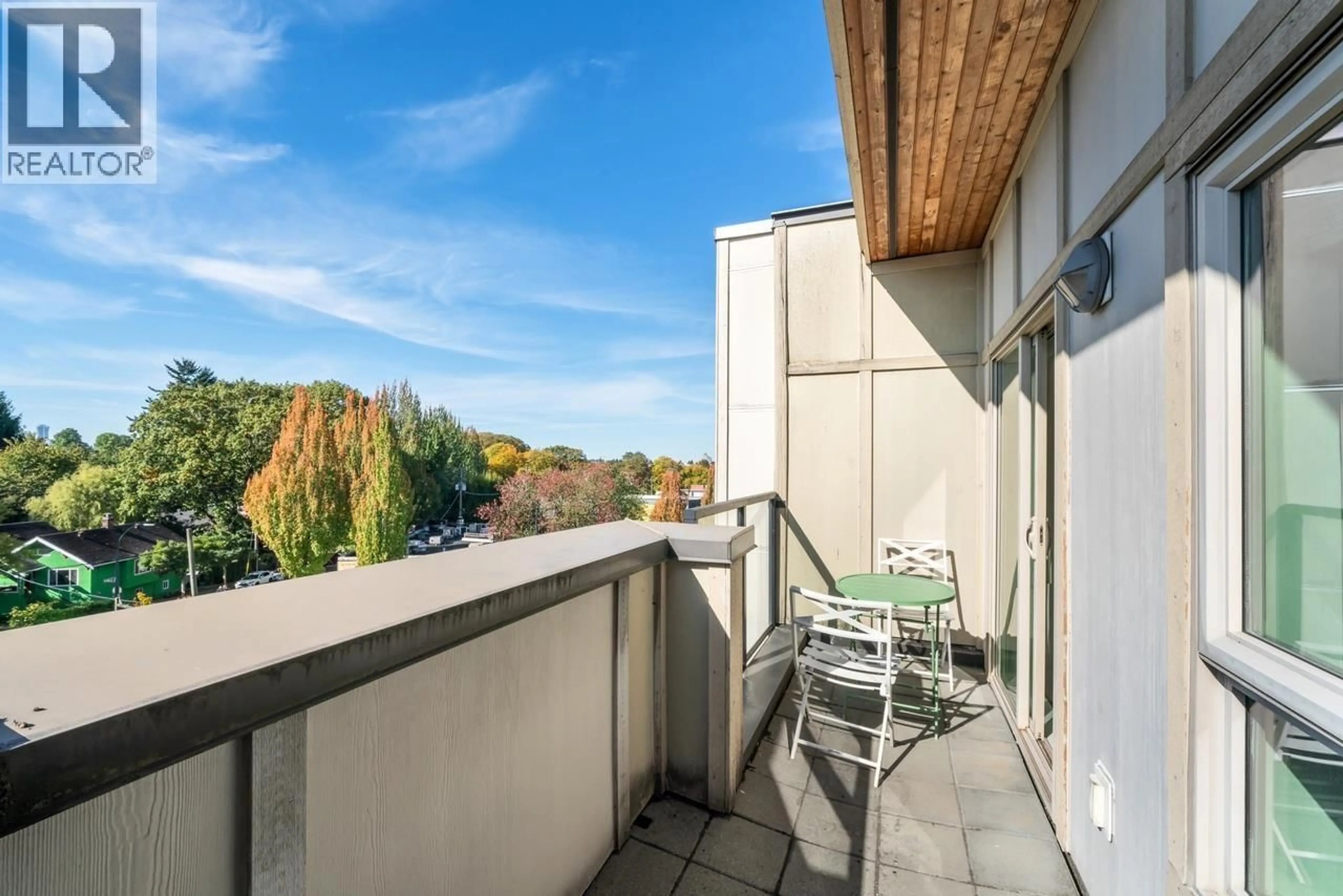 Balcony in the apartment, city buildings view from balcony for PH7 - 1239 KINGSWAY, Vancouver British Columbia V5V3E2