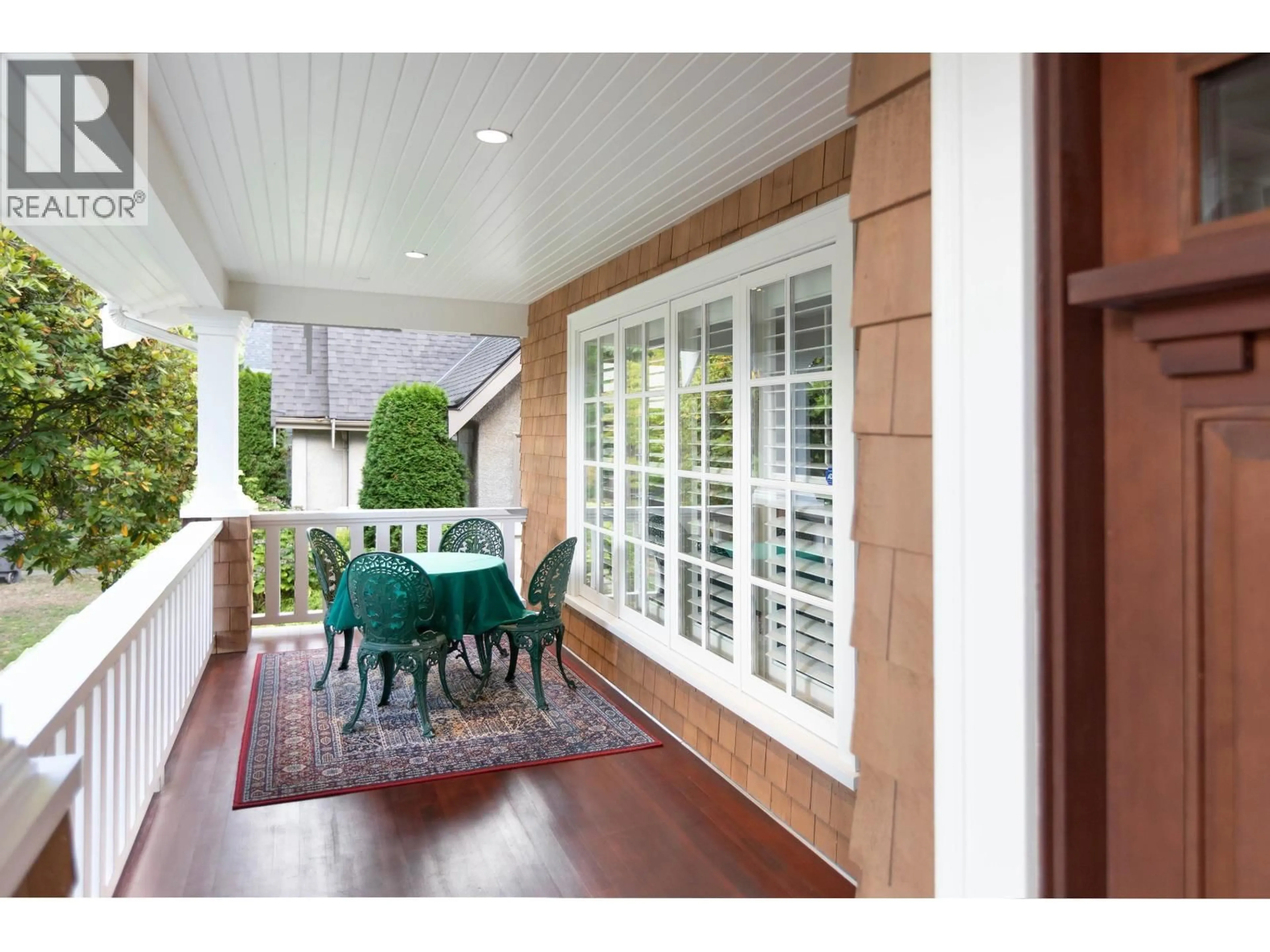 Patio, street for 2982 32ND AVENUE, Vancouver British Columbia V6L2B7