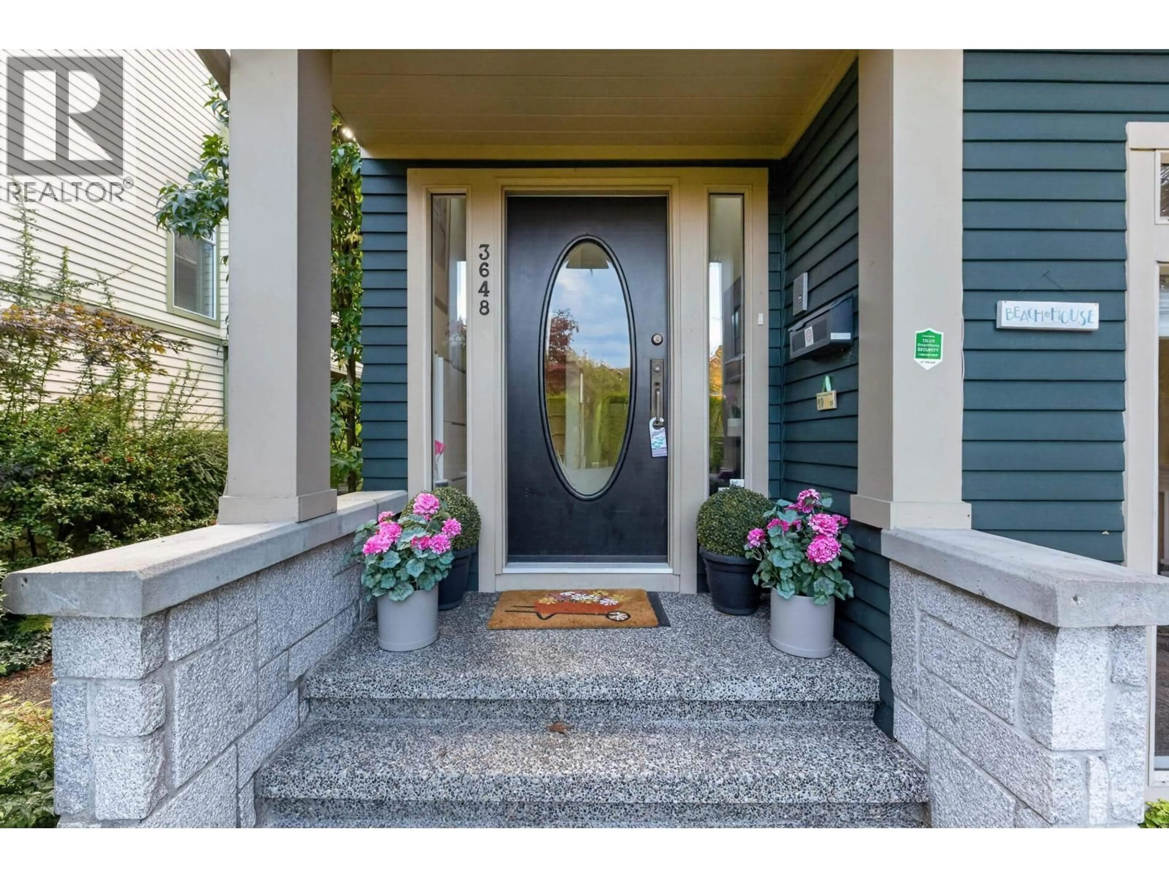 Indoor entryway for 3648 1ST AVENUE, Vancouver British Columbia V6R1H2