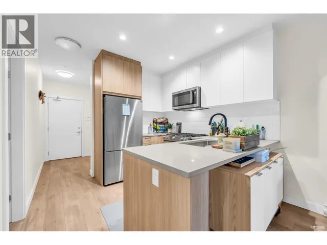 113 - 707 COMO LAKE AVENUE, Coquitlam 4