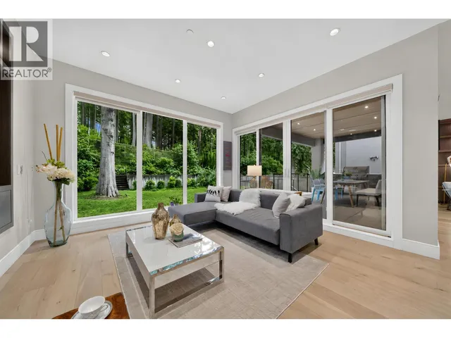 31 GLENMORE DRIVE, West Vancouver 4