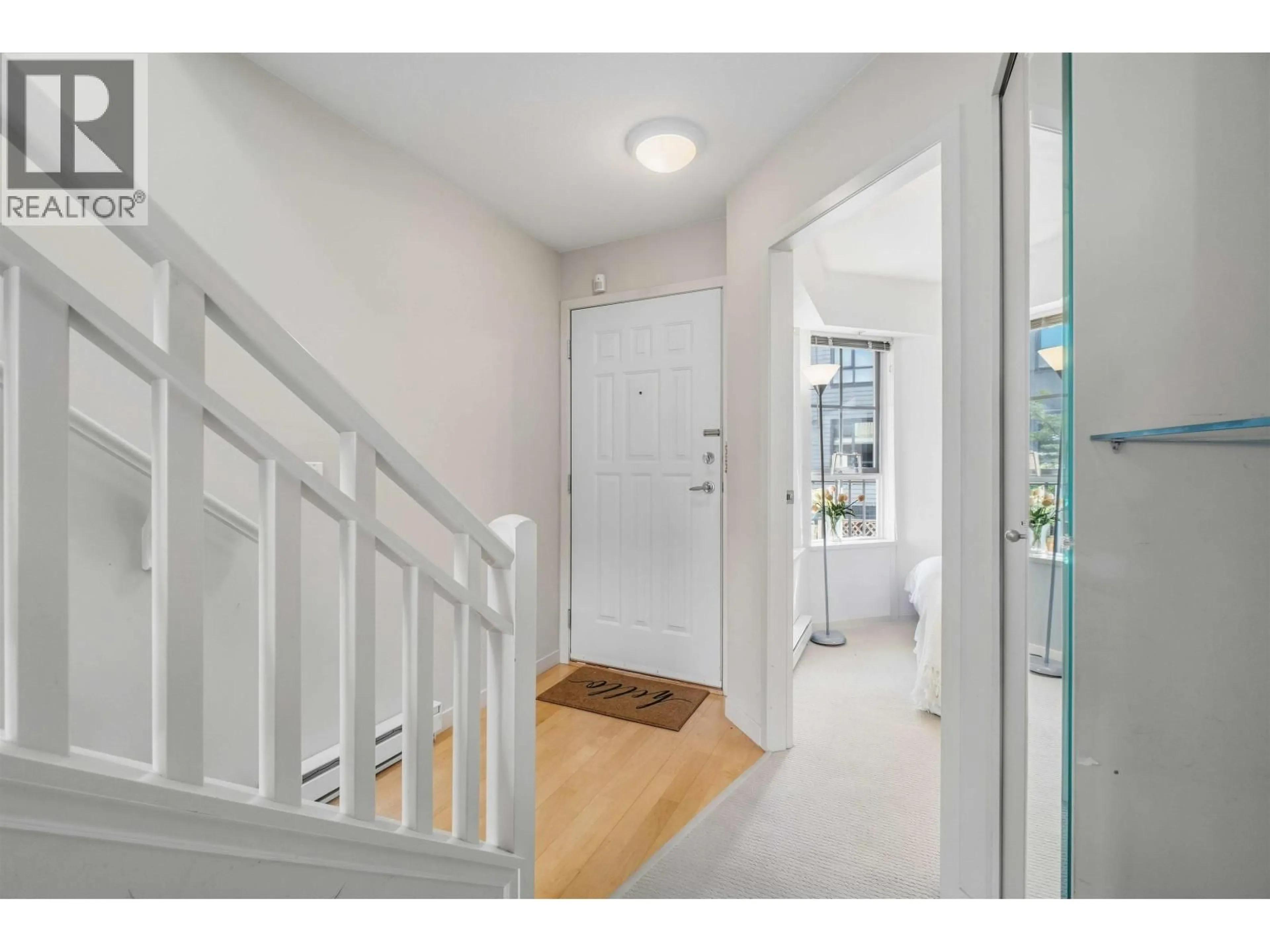 Indoor entryway for 319 - 678 7TH AVENUE, Vancouver British Columbia V5Z1B5