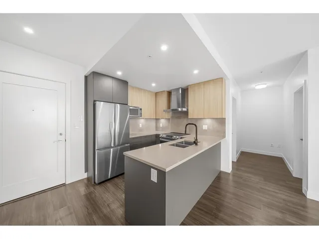 209 - 31940 RAVEN AVENUE, Mission 3