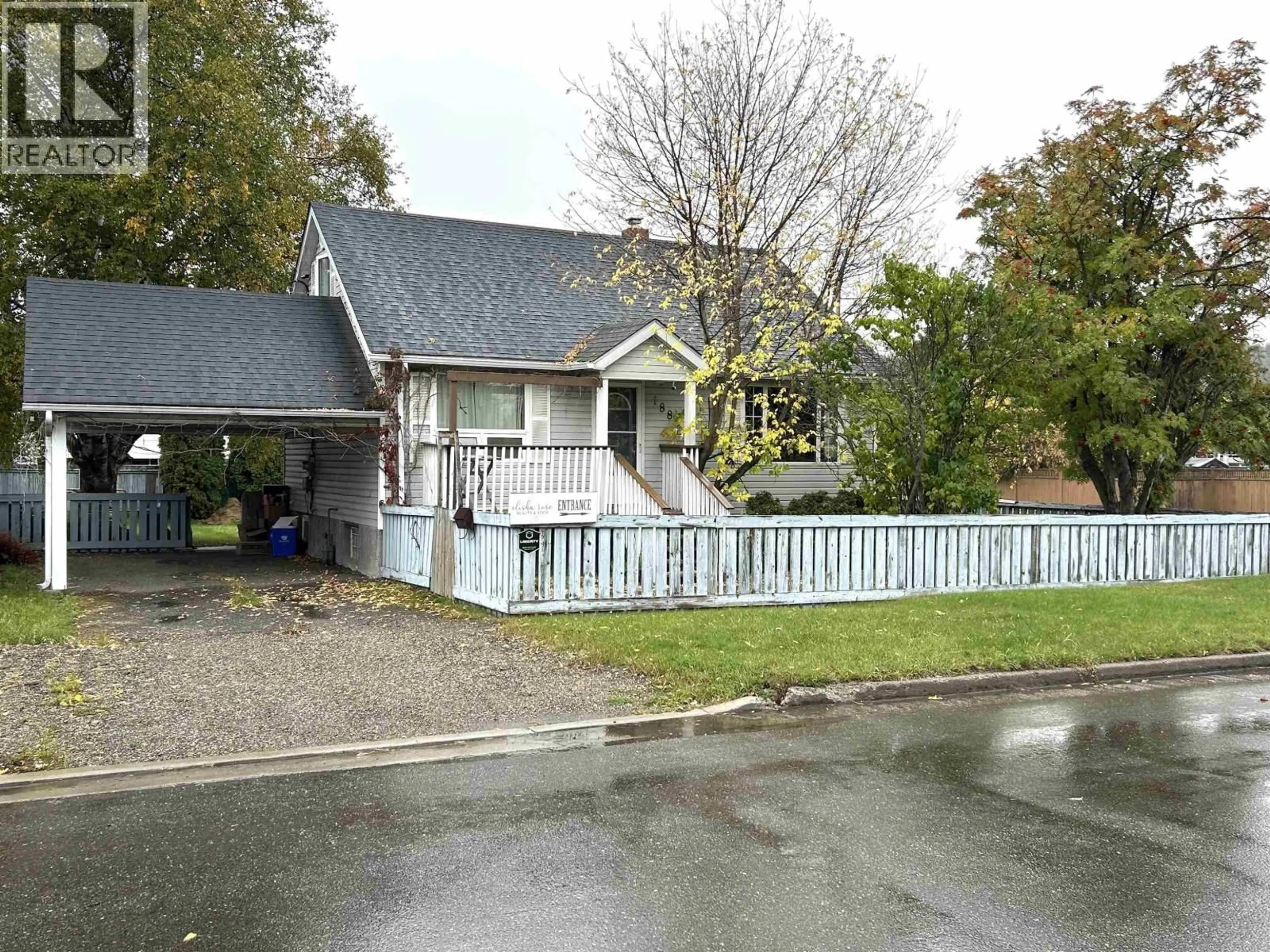A pic from outside/outdoor area/front of a property/back of a property/a pic from drone, street for 1880 JUNIPER STREET, Prince George British Columbia V2L1N7