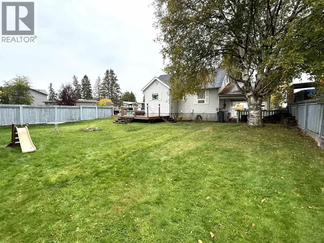 1880 JUNIPER STREET, Prince George 5