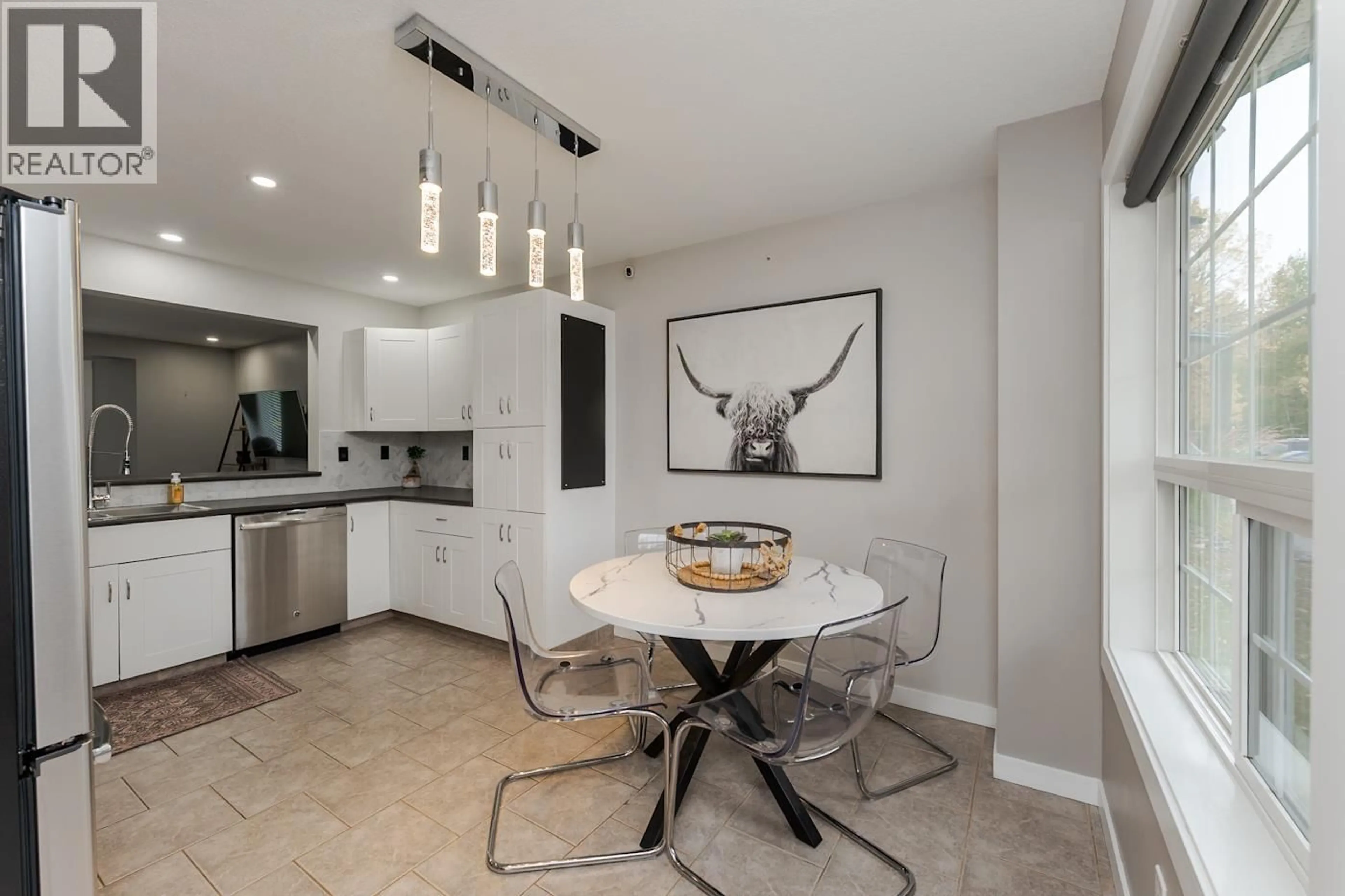 Contemporary kitchen, ceramic/tile floor for 117 - 3233 MCGILL CRESCENT, Prince George British Columbia V2N2T4