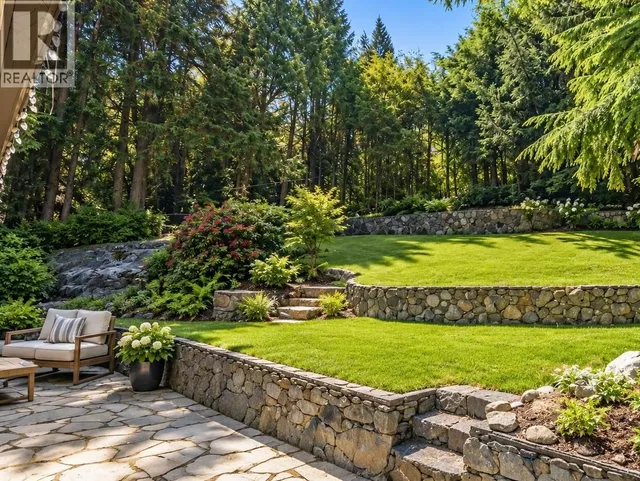 68 BONNYMUIR DRIVE, West Vancouver 3