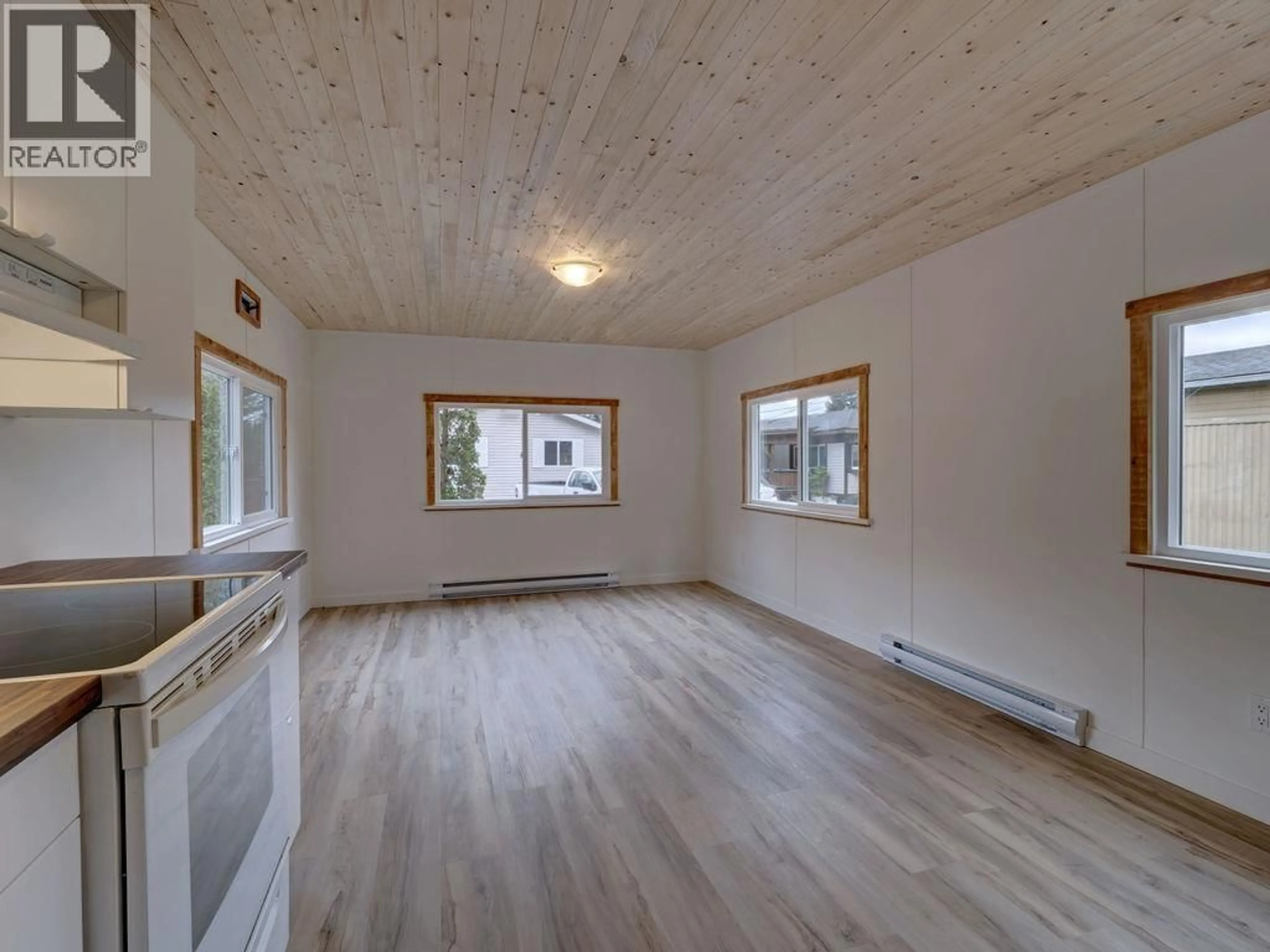 A pic of a room for 28 - 1413 SUNSHINE COAST HIGHWAY, Gibsons British Columbia V0N1V5