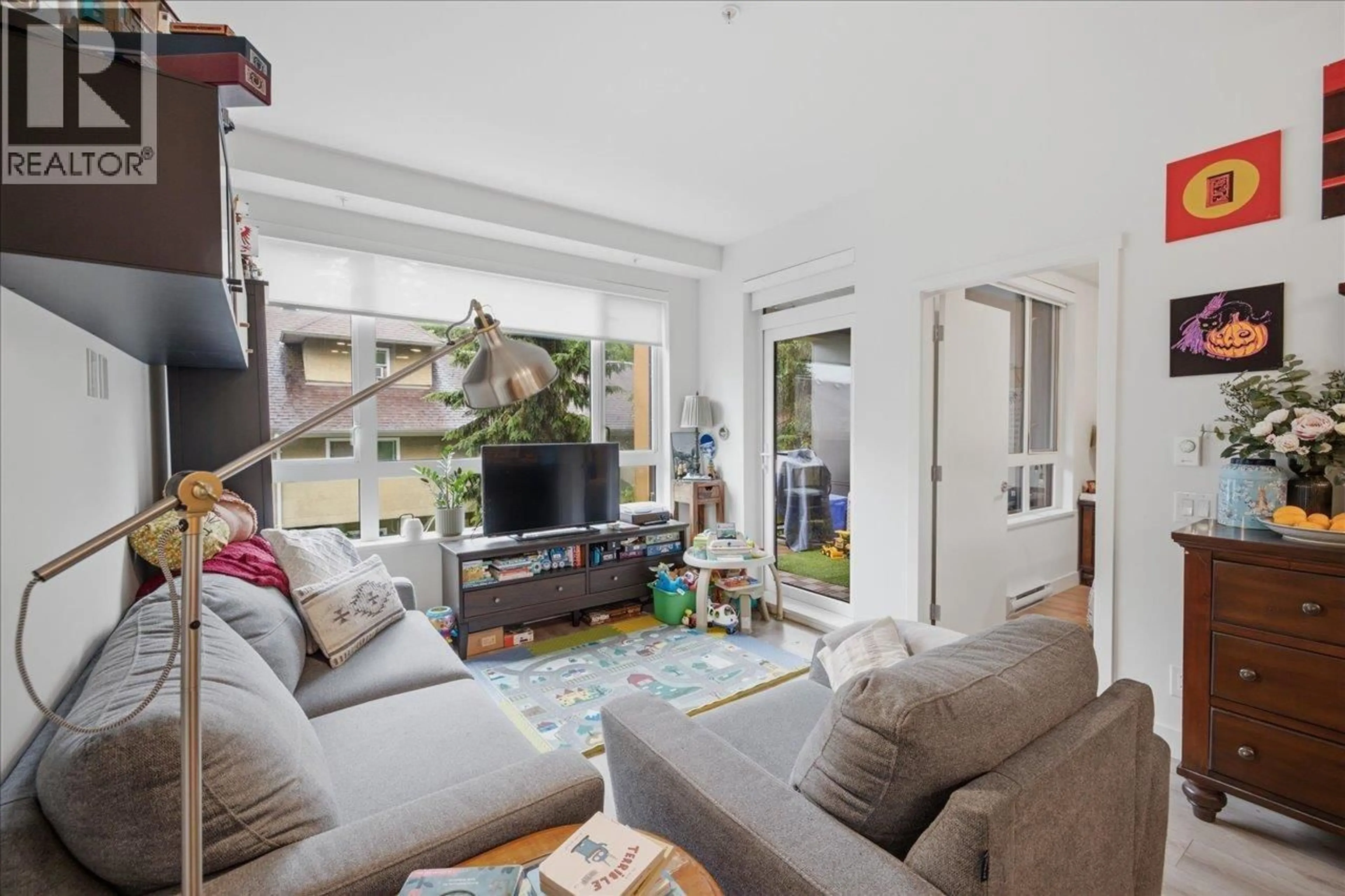 Living room with furniture, unknown for 214 - 741 ANSKAR COURT, Coquitlam British Columbia V3J0N3