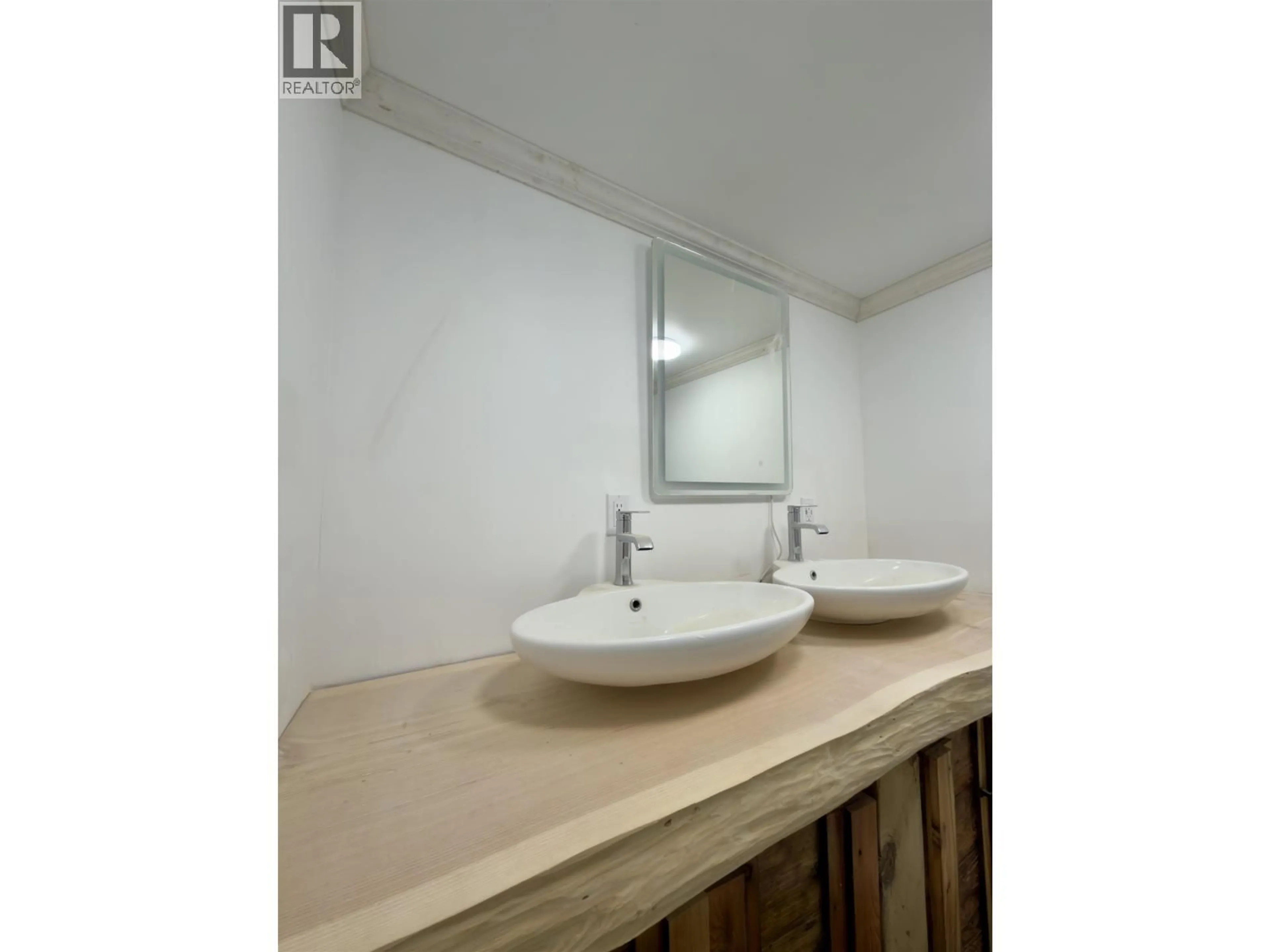 Standard bathroom, unknown for 69 - 560 SODA CREEK ROAD, Williams Lake British Columbia V2G5E6
