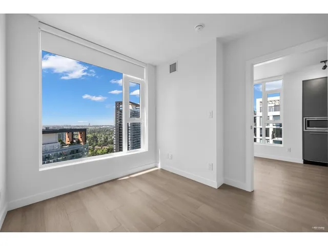 3303 - 13725 GEORGE JUNCTION, Surrey 4