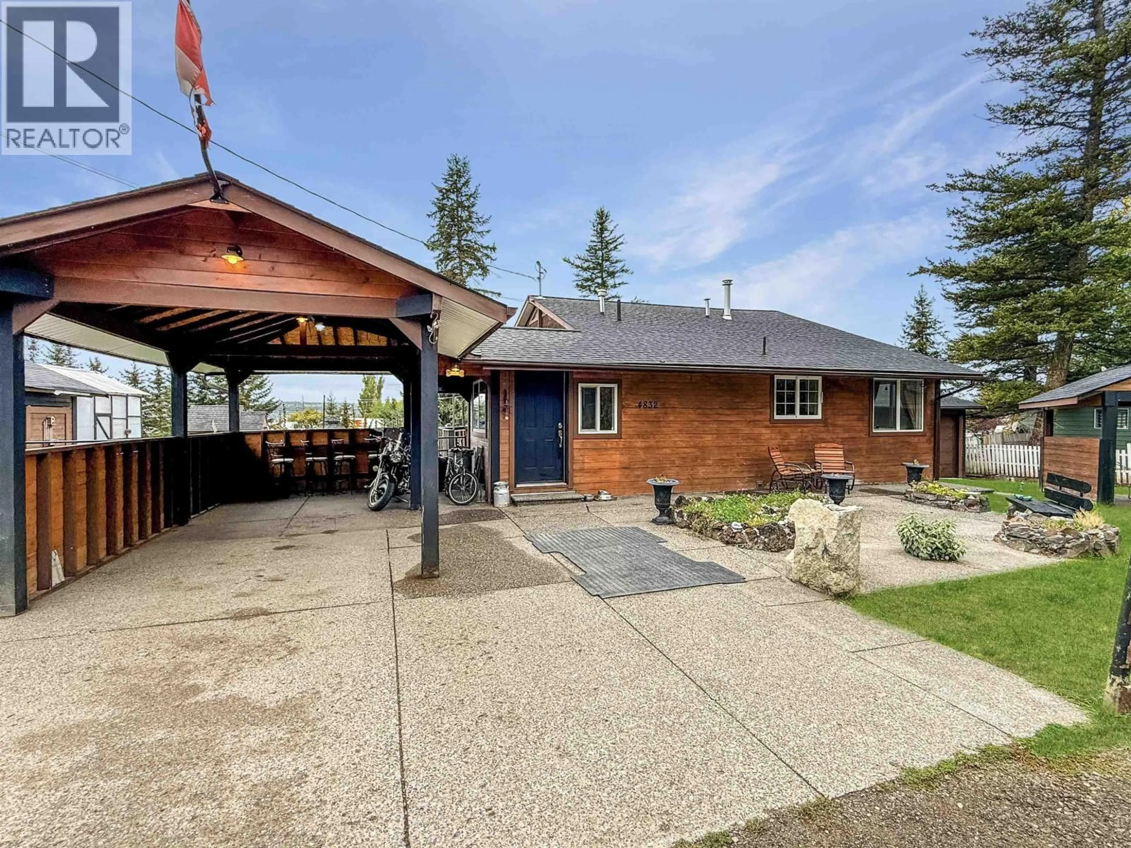 Unknown for 4832 CLARKE AVENUE, Lac La Hache British Columbia V0K1T0