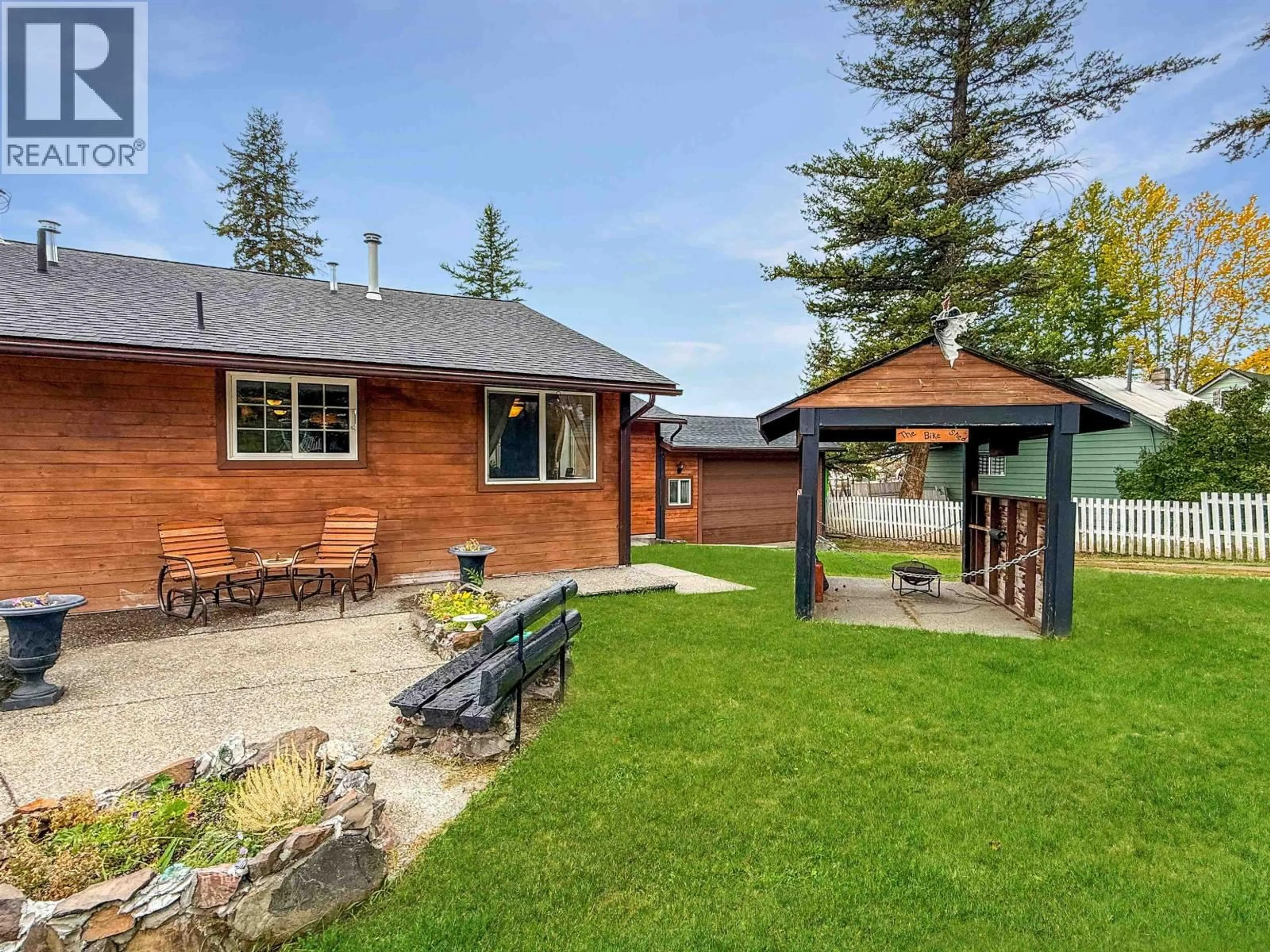 Unknown for 4832 CLARKE AVENUE, Lac La Hache British Columbia V0K1T0