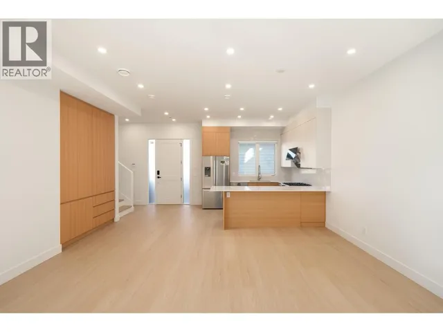3 - 5300 CHETWYND AVENUE, Richmond 4