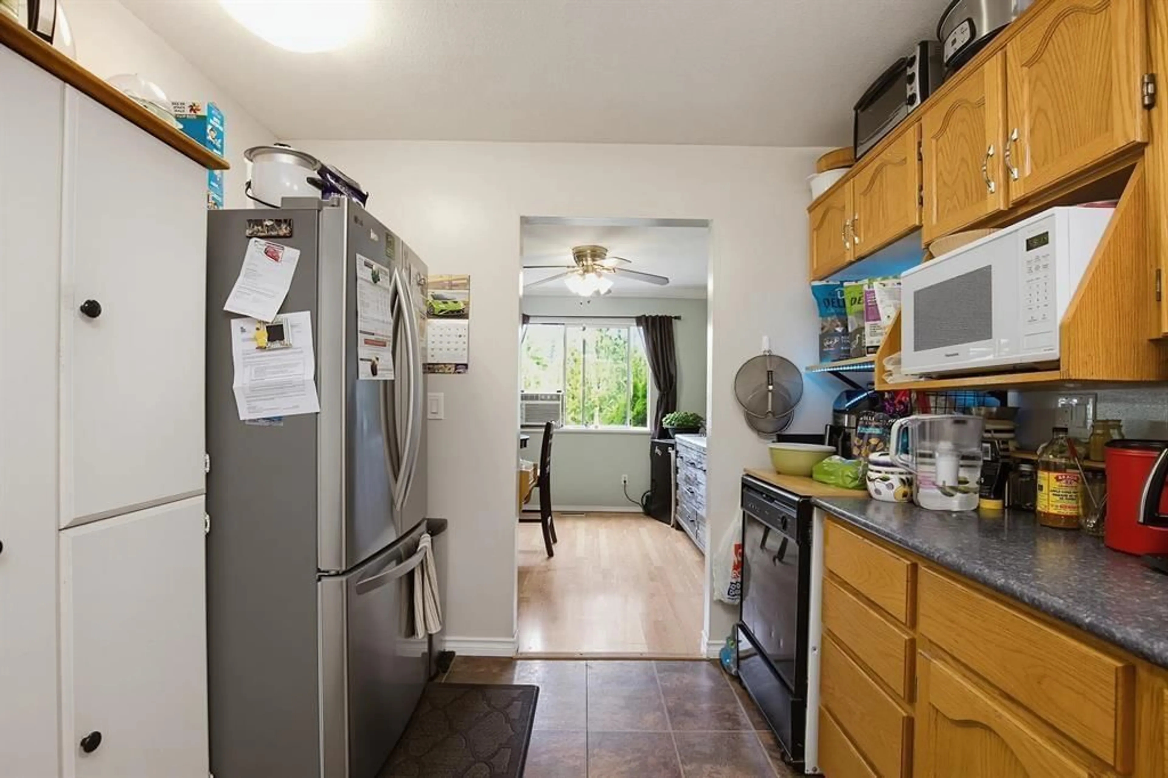 Standard kitchen, unknown for 7957 BURDOCK STREET, Mission British Columbia V2V4Y5