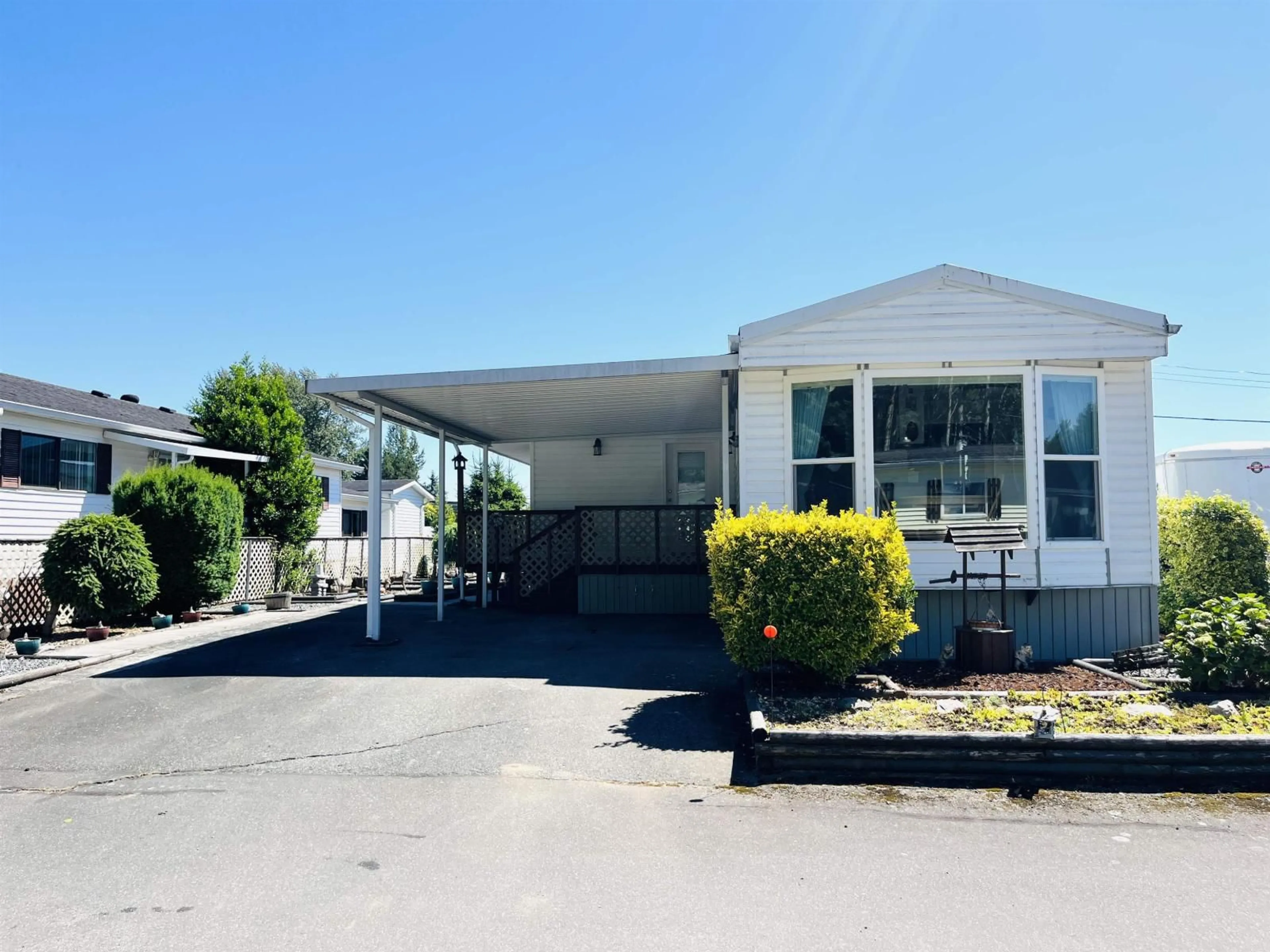 Unknown for 237 - 27111 0 AVENUE, Langley British Columbia V4W2S9