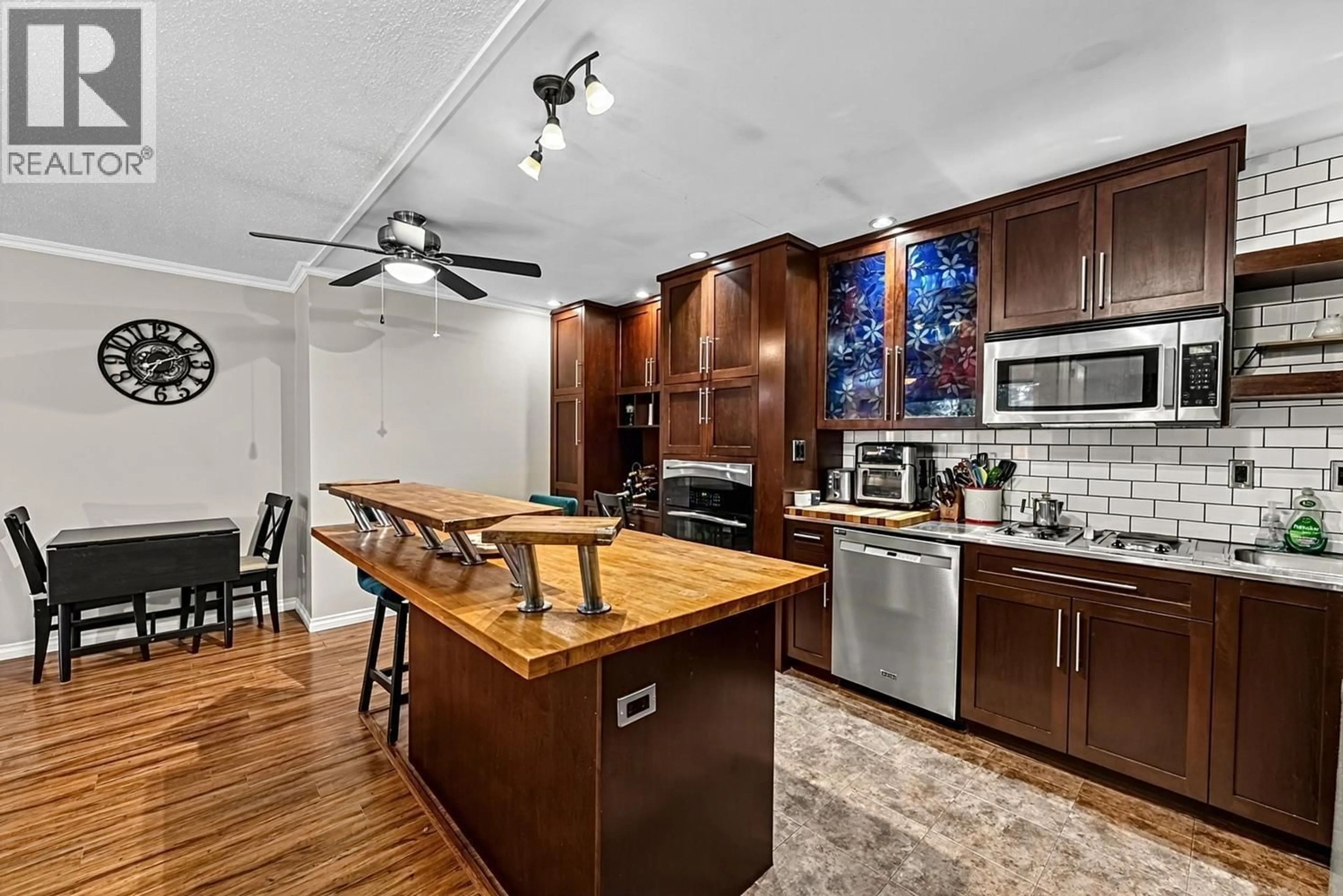 Open concept kitchen, unknown for 312 - 707 HAMILTON STREET, New Westminster British Columbia V3M2M7