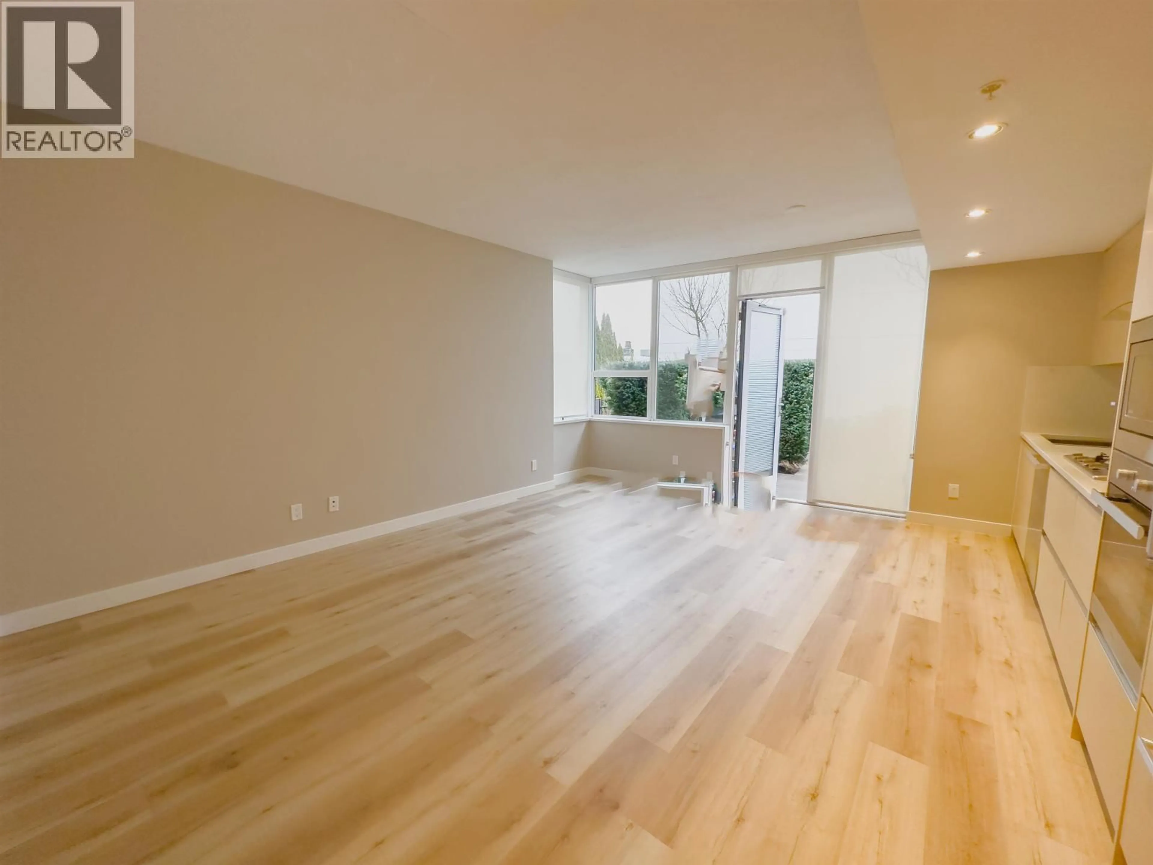 A pic of a room for 101 - 4539 CAMBIE STREET, Vancouver British Columbia V5Z2Z1