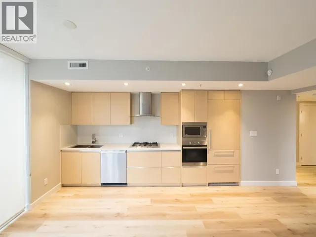 101 - 4539 CAMBIE STREET, Vancouver 5