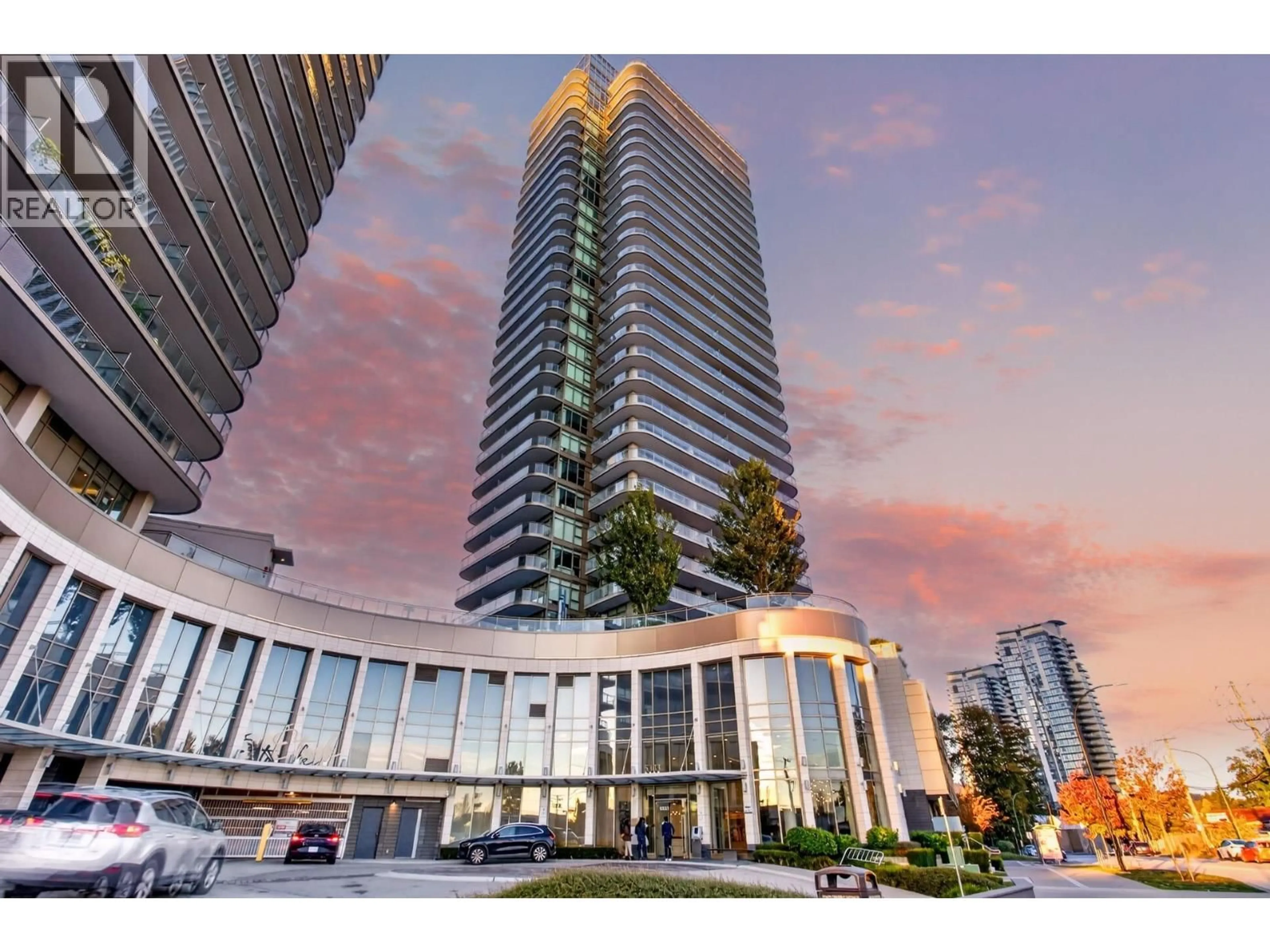 Indoor foyer for 3103 - 5333 GORING STREET, Burnaby British Columbia V5B0B6