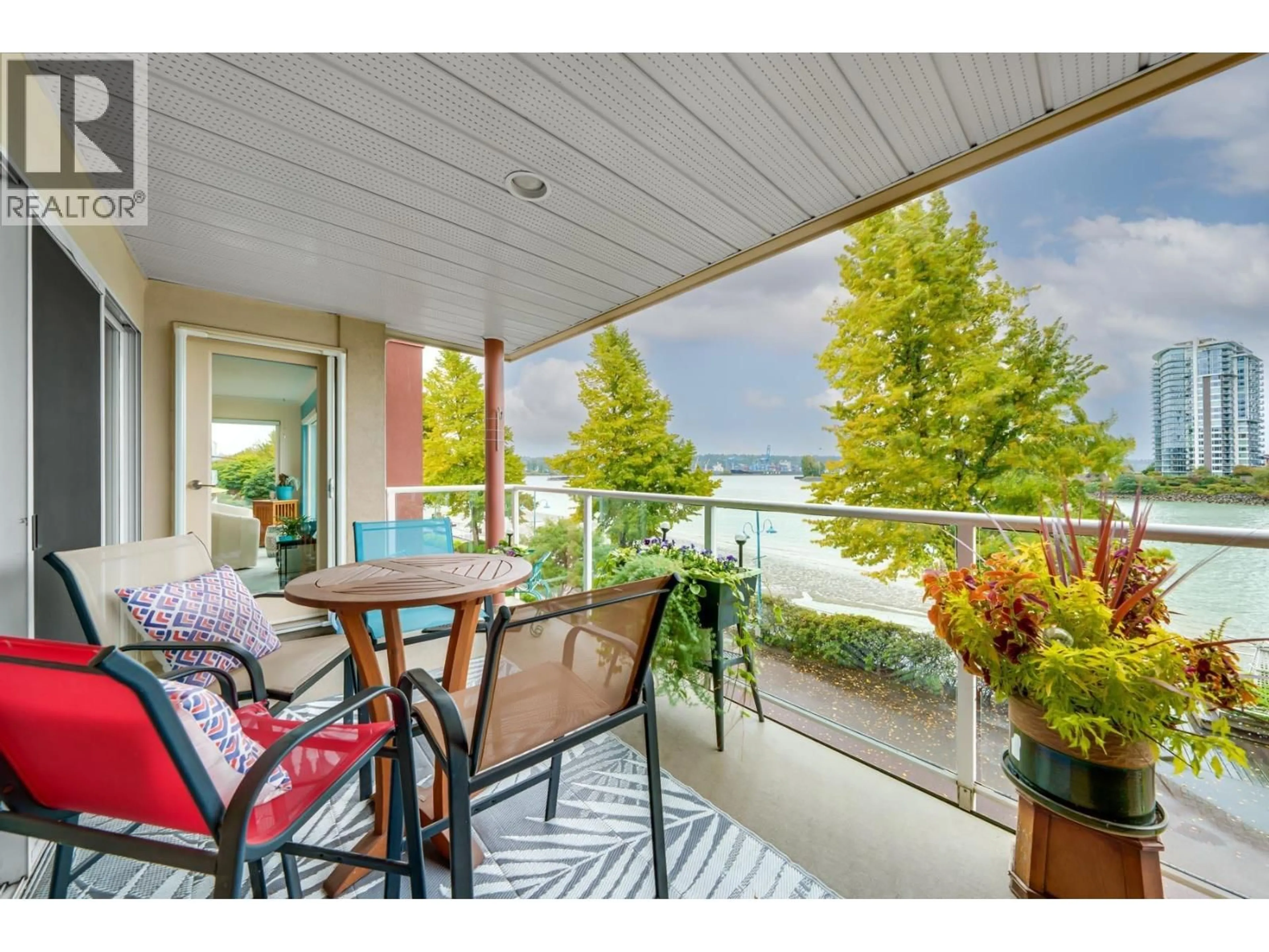 Patio, water/lake/river/ocean view for 306 - 1230 QUAYSIDE DRIVE, New Westminster British Columbia V3M6H1