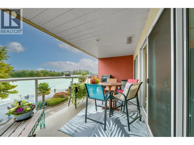 306 - 1230 QUAYSIDE DRIVE, New Westminster 2