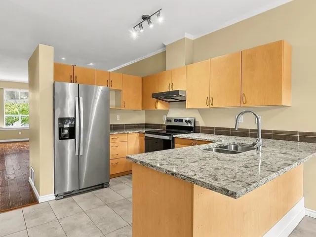 64 - 14952 58 AVENUE, Surrey 2