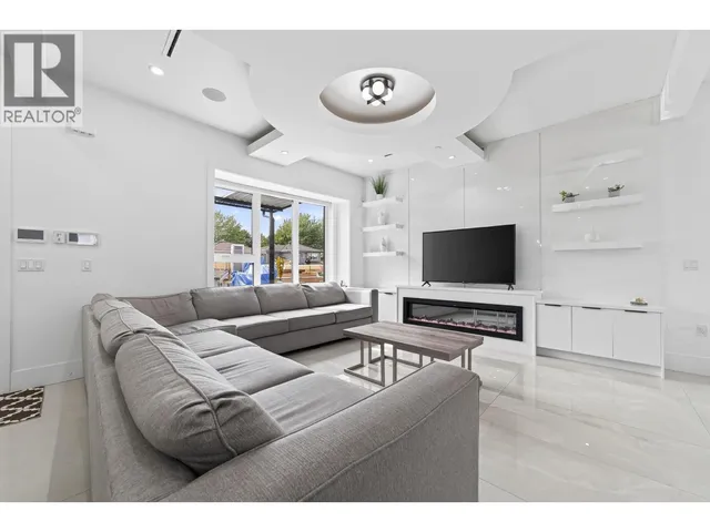 5835 CLARENDON STREET, Vancouver 5