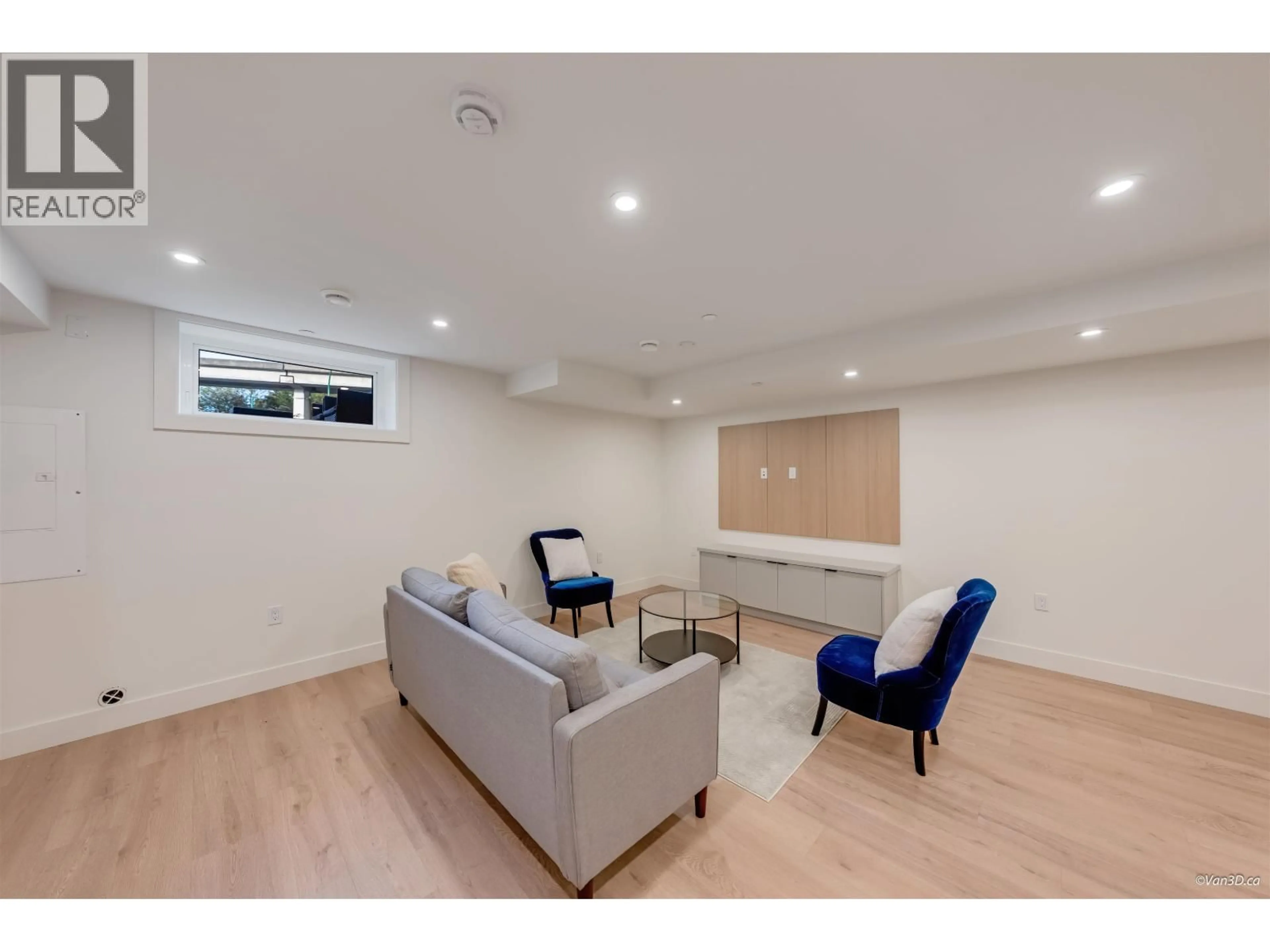 A pic of a room for 1 - 6136 IRMIN STREET, Burnaby British Columbia V5J1Z1