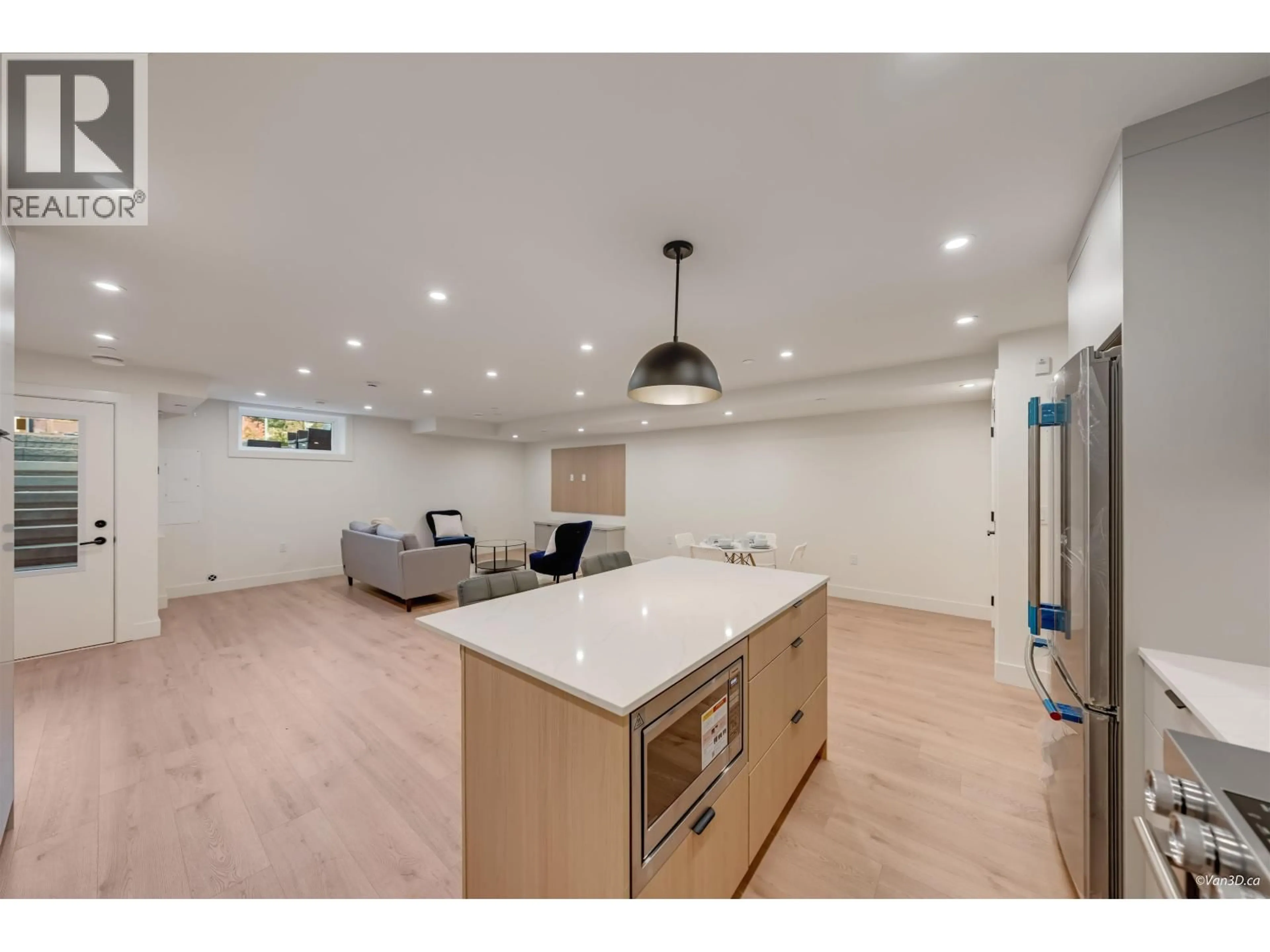 Open concept kitchen, unknown for 1 - 6136 IRMIN STREET, Burnaby British Columbia V5J1Z1