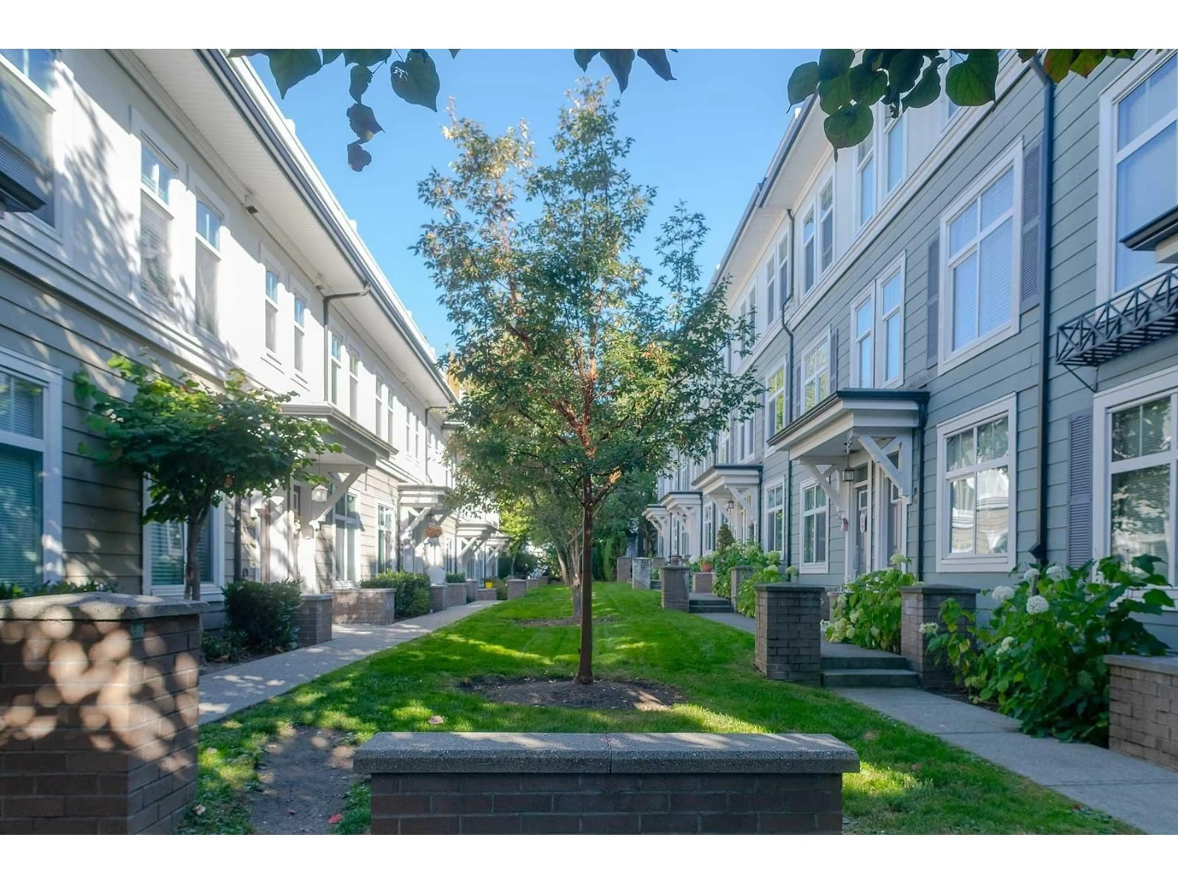 Patio, street for 61 - 15833 26 AVENUE, Surrey British Columbia V3Z2X5
