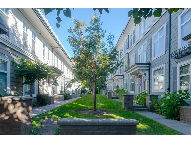 61 - 15833 26 AVENUE, Surrey 2