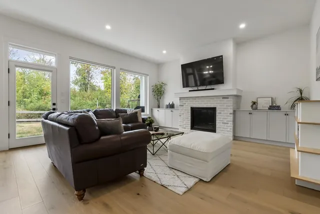7567 196A STREET, Langley 2