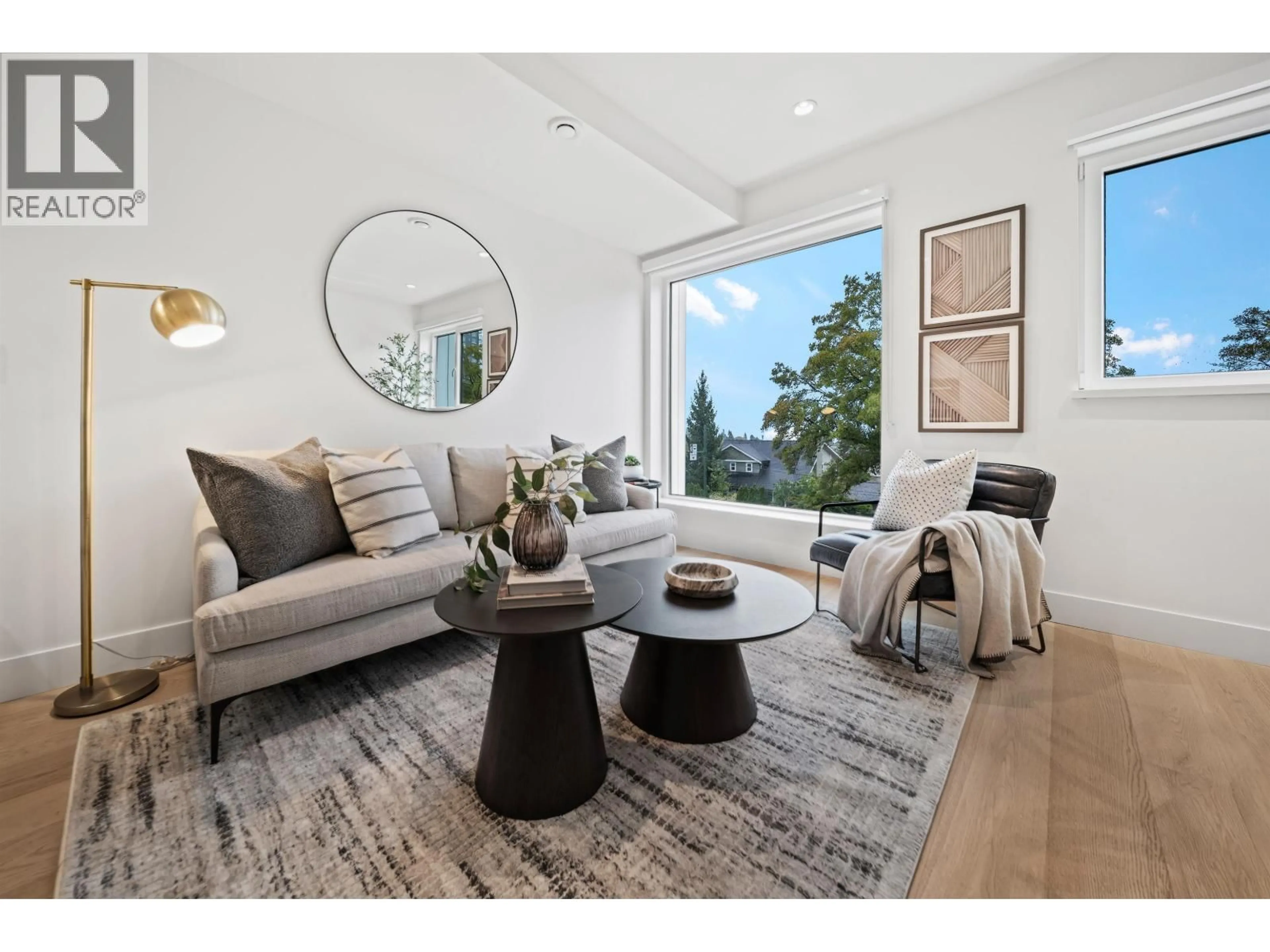 Living room with furniture, unknown for 140 WOODSTOCK AVENUE, Vancouver British Columbia V5Y0N1