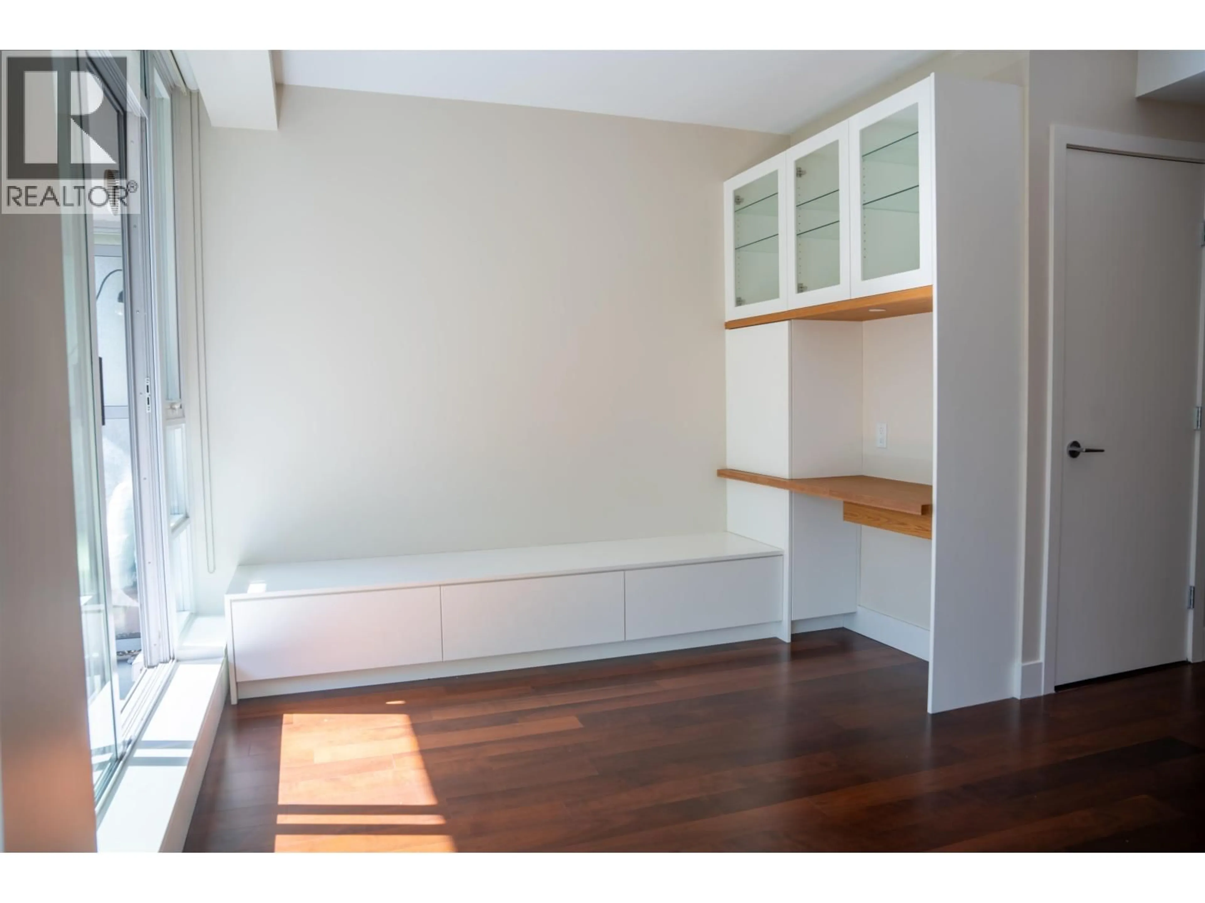 Unknown for 504 - 1675 8 AVENUE, Vancouver British Columbia V6J0A8