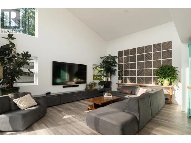 955 WINDJAMMER ROAD, Bowen Island 4