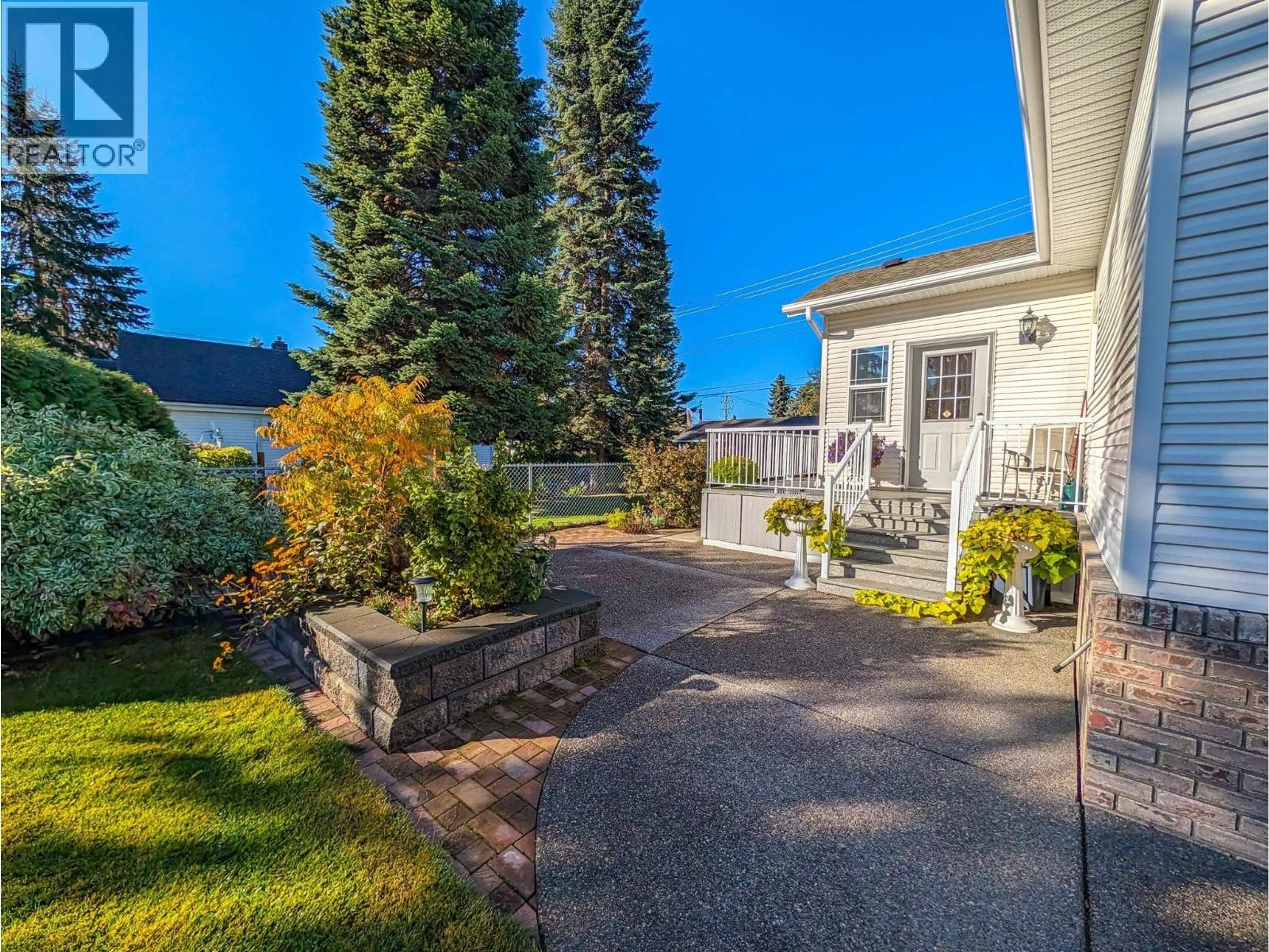 A pic from outside/outdoor area/front of a property/back of a property/a pic from drone, street for 169 BURDEN STREET, Prince George British Columbia V2M2G8