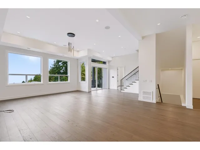 47136 SYLVAN DRIVE, Chilliwack 5