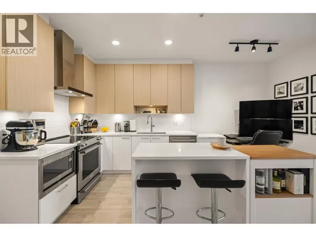 617 - 7588 16TH STREET, Burnaby 5