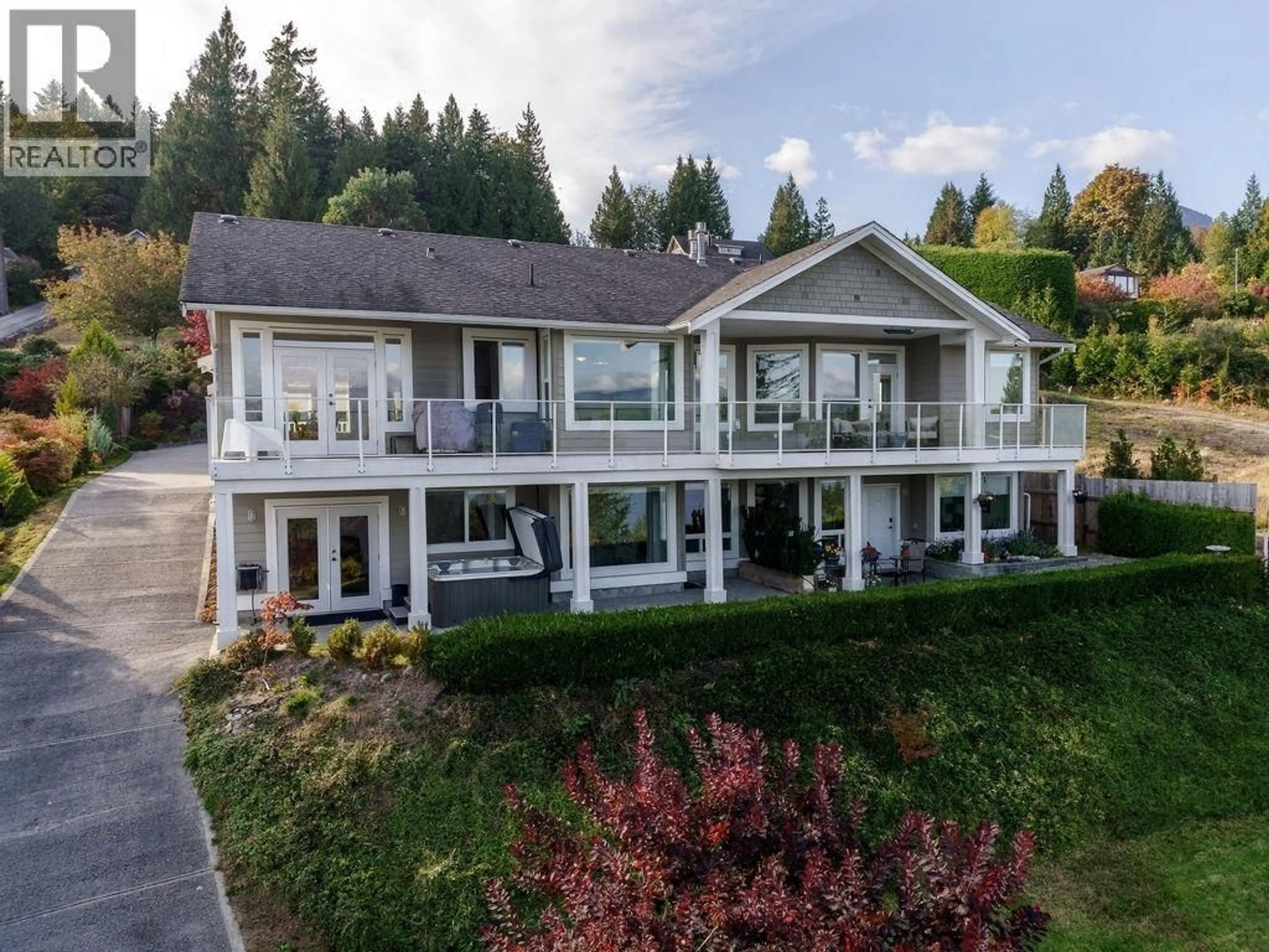 A pic from outside/outdoor area/front of a property/back of a property/a pic from drone, unknown for 1208 ST ANDREWS ROAD, Gibsons British Columbia V0N1V1