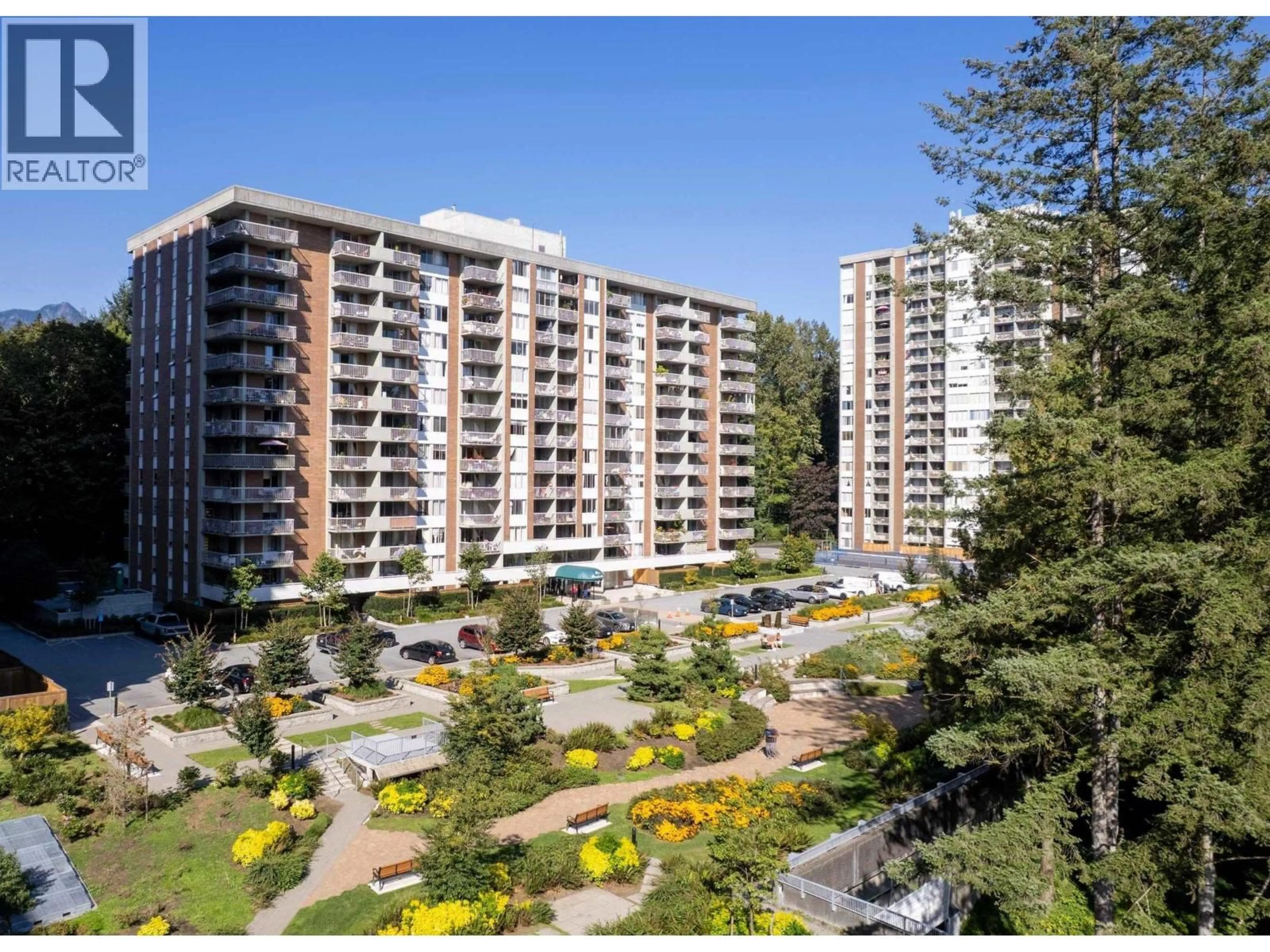 A pic from outside/outdoor area/front of a property/back of a property/a pic from drone, city buildings view from balcony for 202 - 2012 FULLERTON AVENUE, North Vancouver British Columbia V7P3E3
