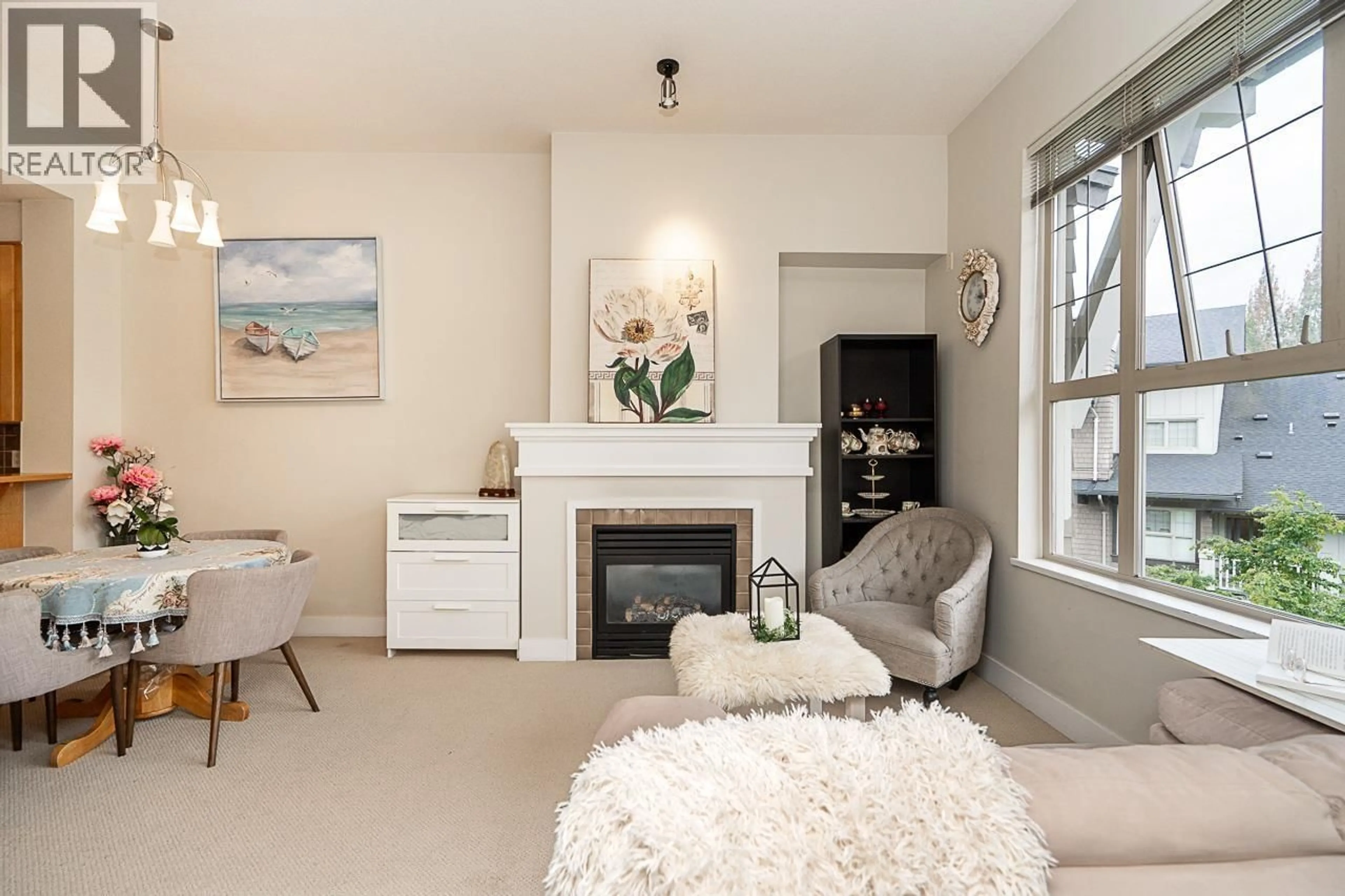Living room with furniture, unknown for 1406 - 4655 VALLEY DRIVE, Vancouver British Columbia V6J5L6