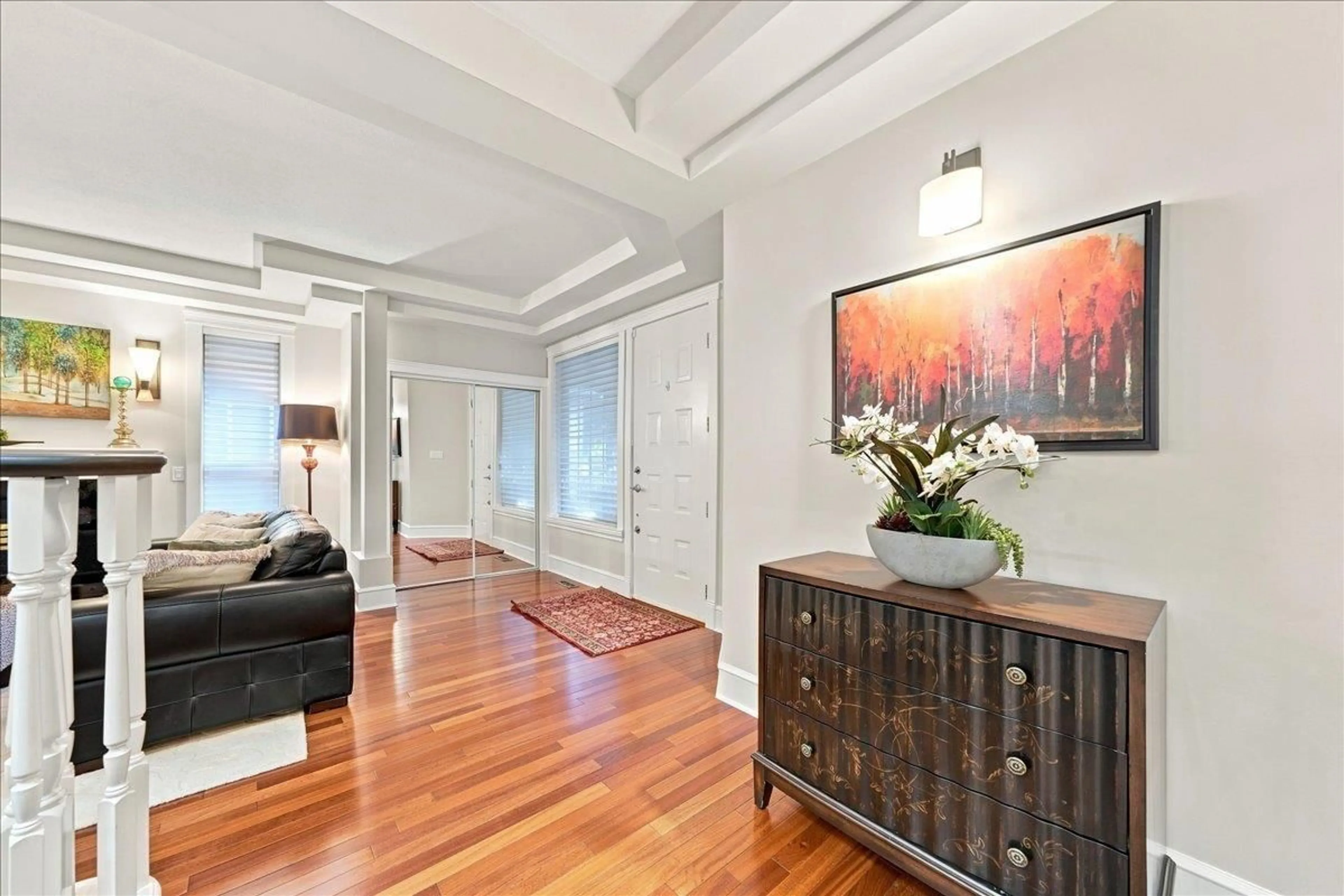Indoor foyer for 9362 207 STREET, Langley British Columbia V1M2W7