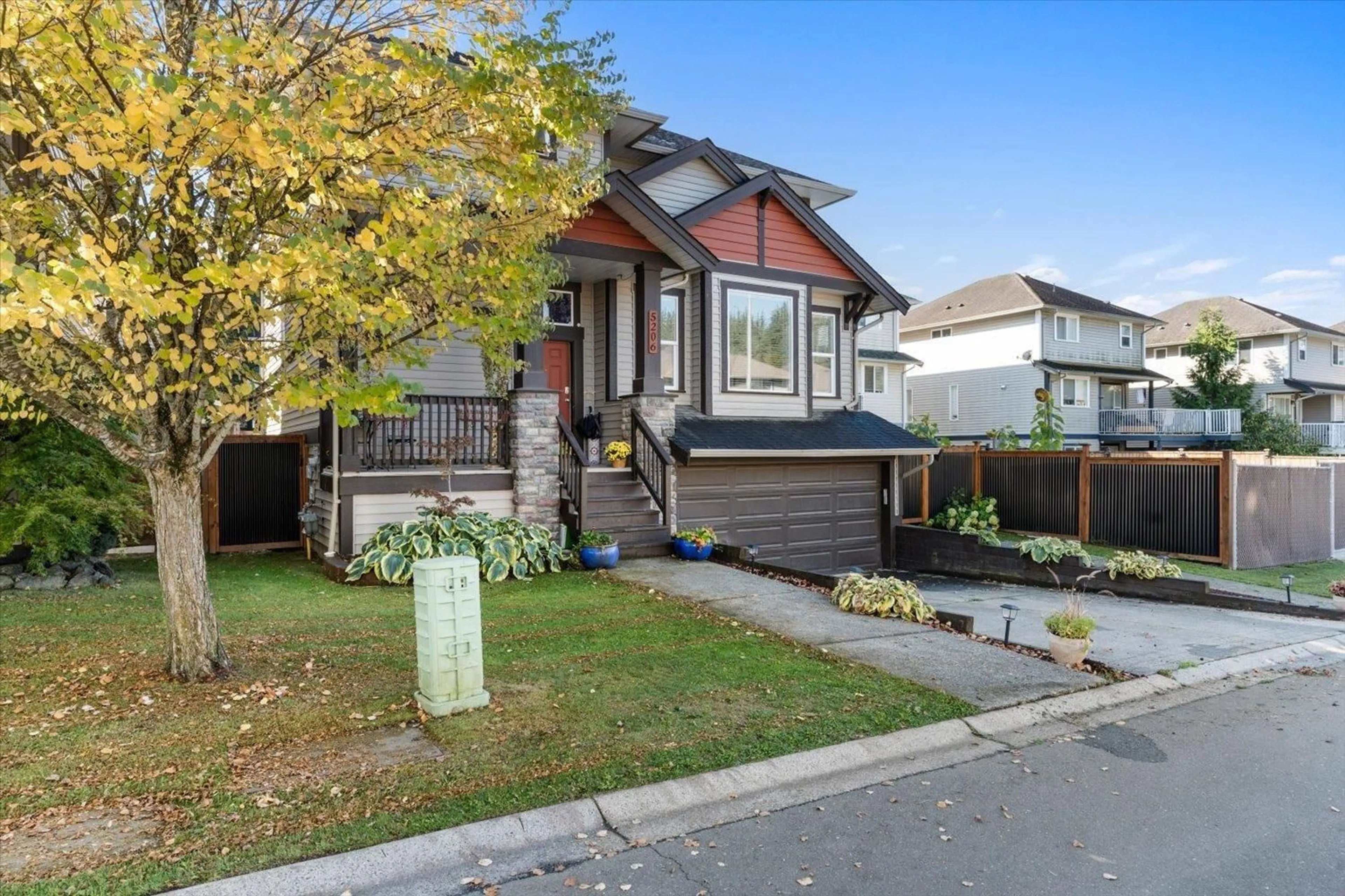 Home with vinyl exterior material, street for 5206 BRIDLEWOOD DRIVE, Chilliwack British Columbia V2R5W9