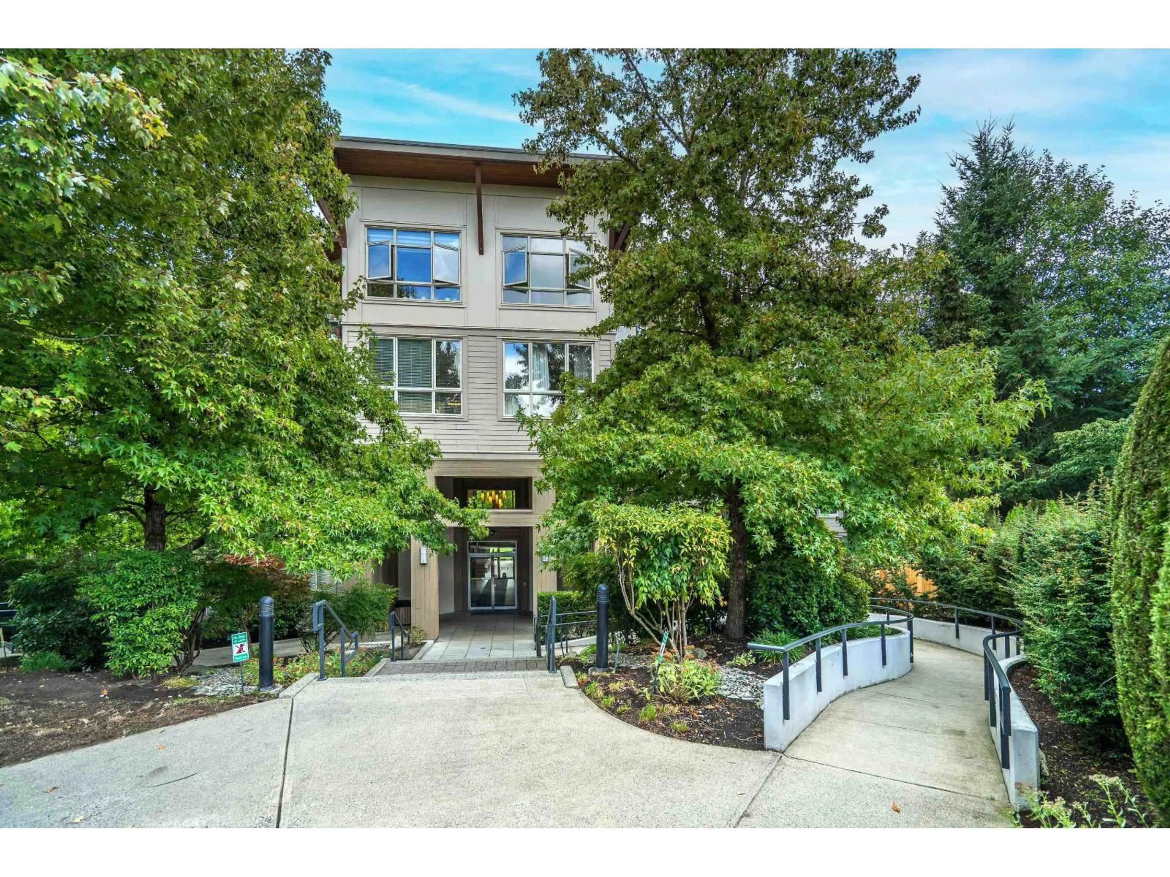 Unknown for 307 - 15918 26 AVENUE, Surrey British Columbia V3S5K3