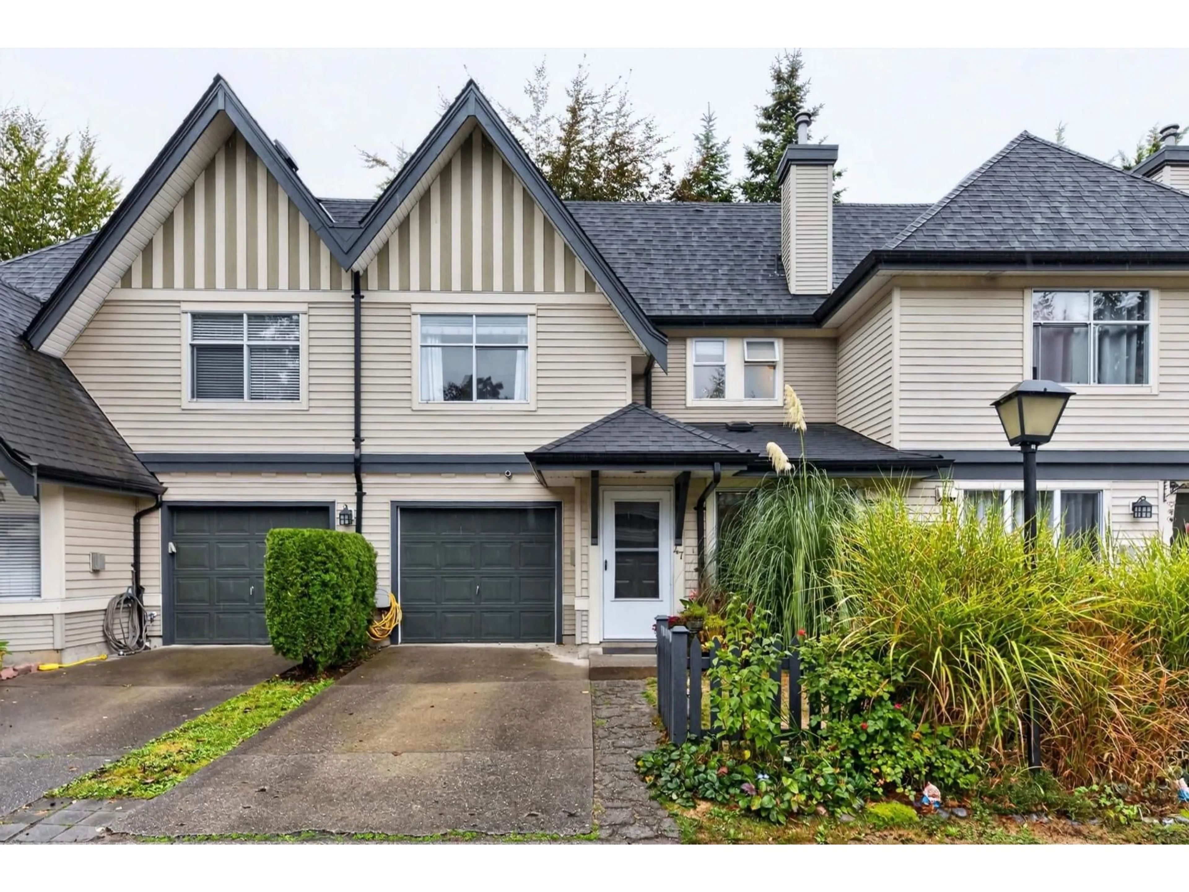 Home with vinyl exterior material, street for 47 - 18883 65 STREET, Surrey British Columbia V3S8Y2