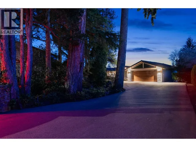 4570 WOODGREEN COURT, West Vancouver 5