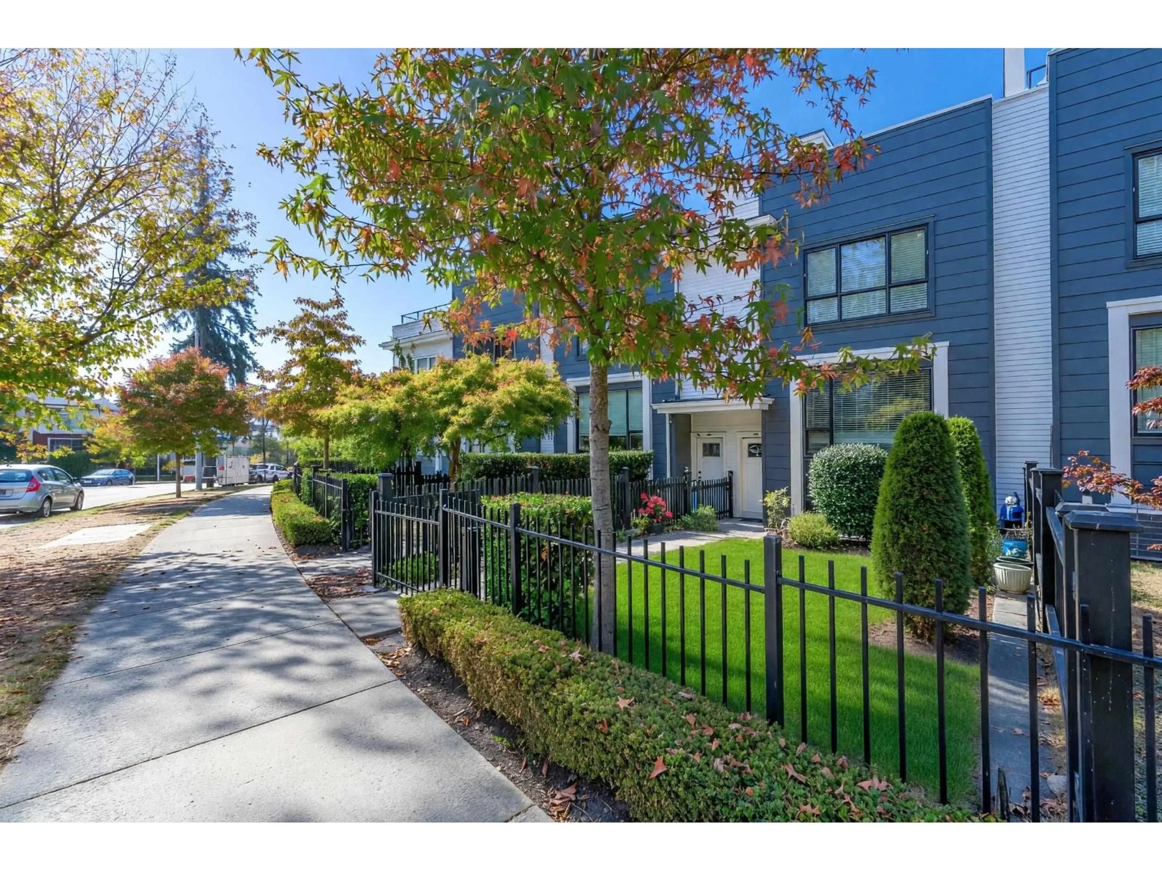 Unknown for 218 - 2277 OAK MEADOWS DRIVE, Surrey British Columbia V3Z0W6