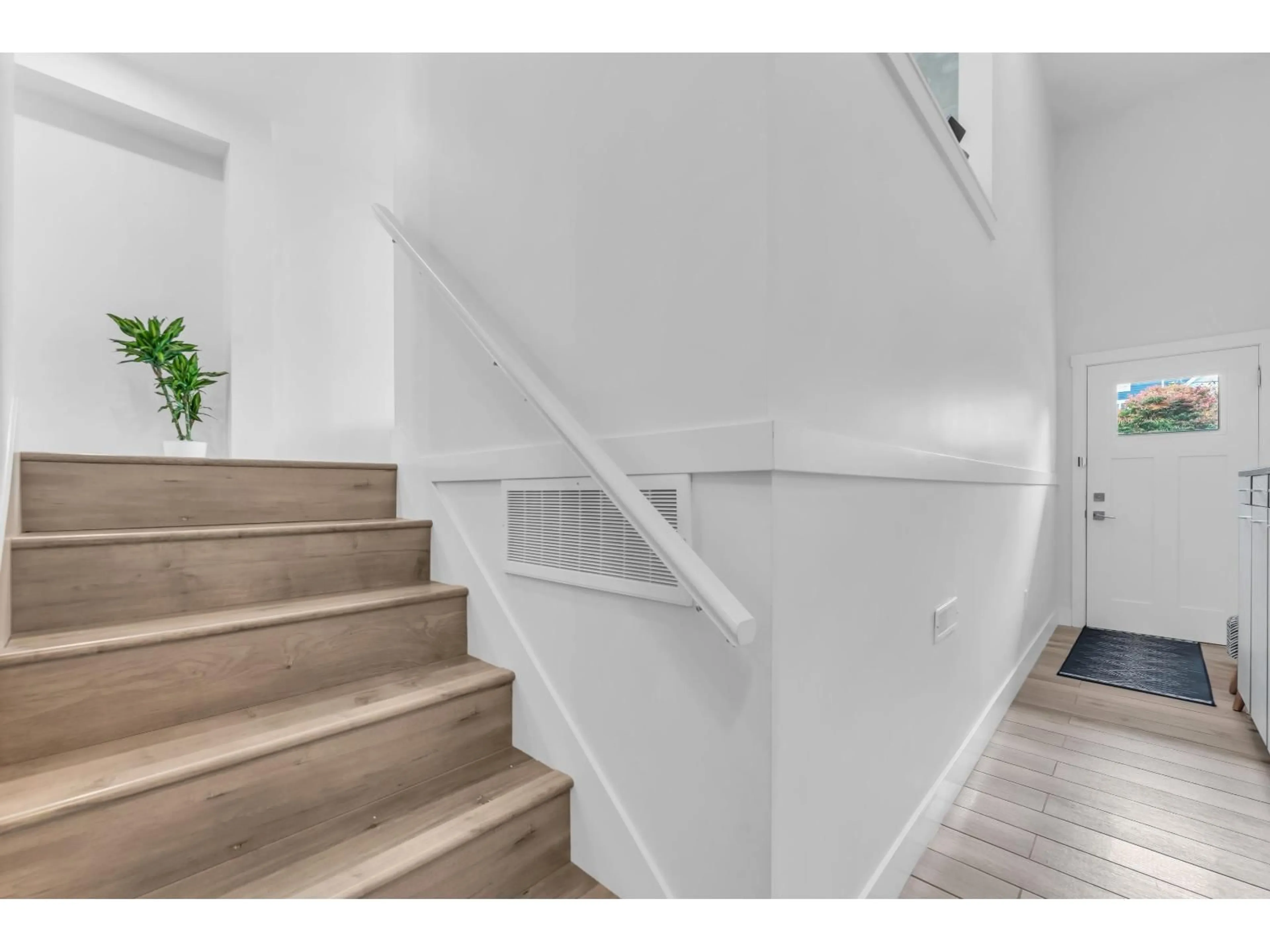 Unknown for 218 - 2277 OAK MEADOWS DRIVE, Surrey British Columbia V3Z0W6
